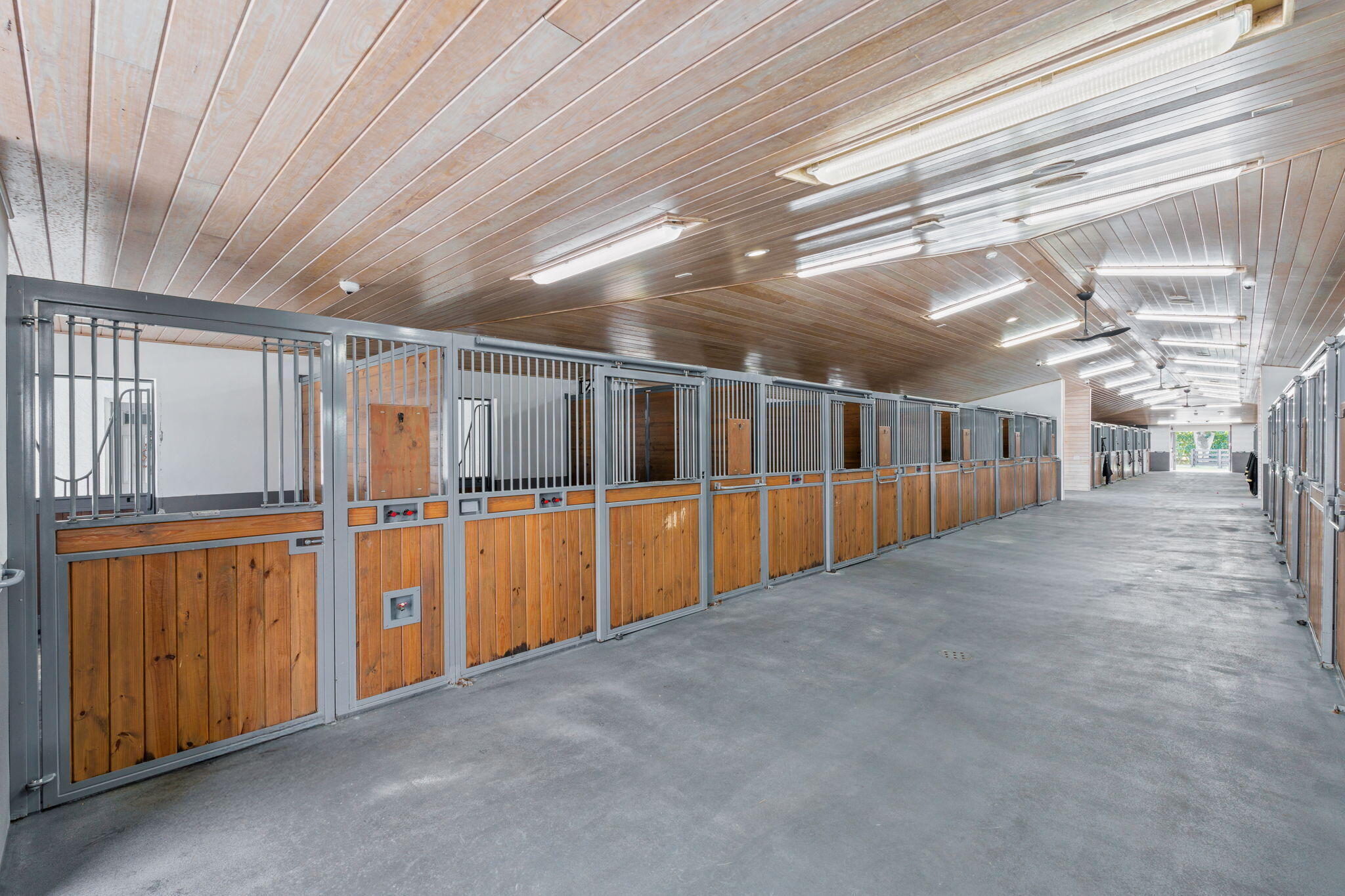 SOUTHFIELDS WELLINGTON COUNTRY - Residential Lease