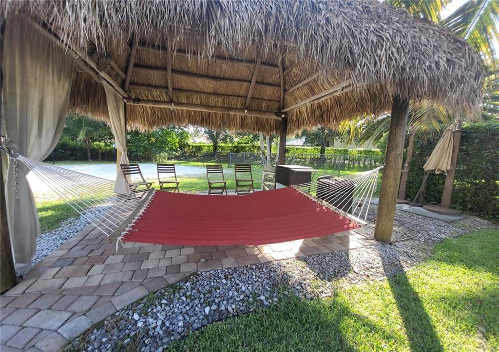 WINSTON PARK SEC ONE-A - Residential