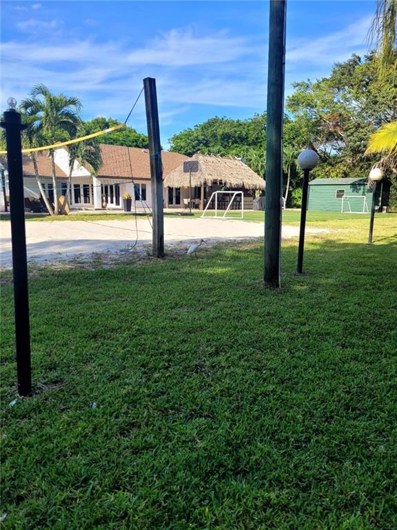 WINSTON PARK SEC ONE-A - Residential