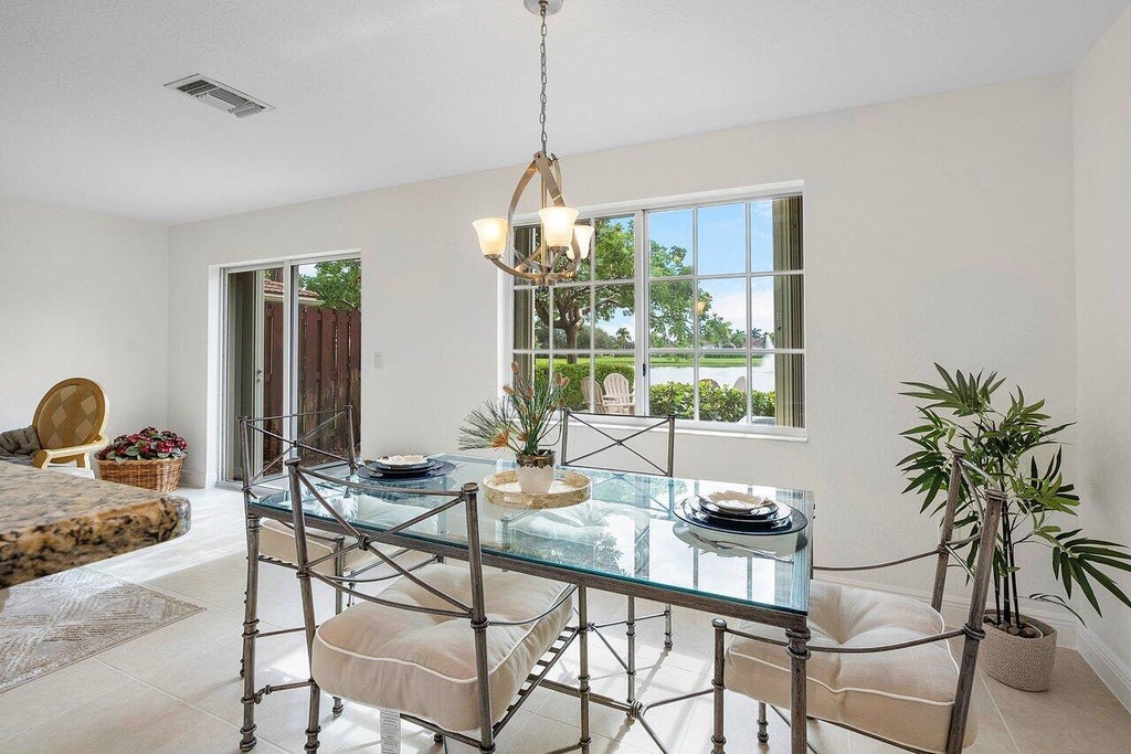 Photo of 6748 Old Farm Trail, Boynton Beach, FL 33437 (MLS # R11141222)