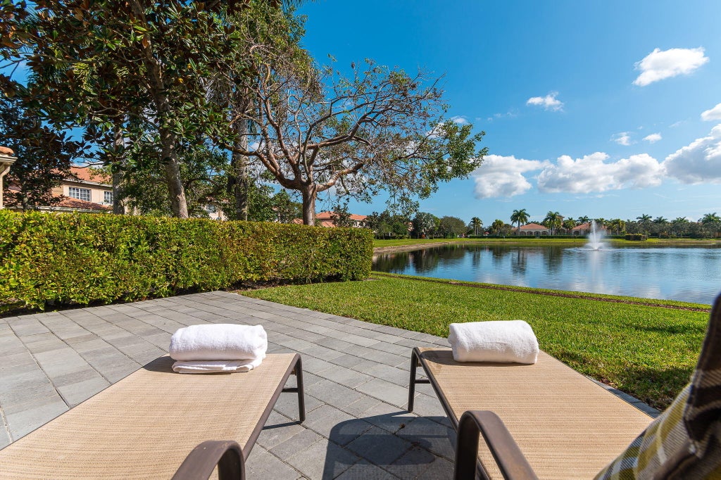 Photo of 6748 Old Farm Trail, Boynton Beach, FL 33437 (MLS # R11141222)