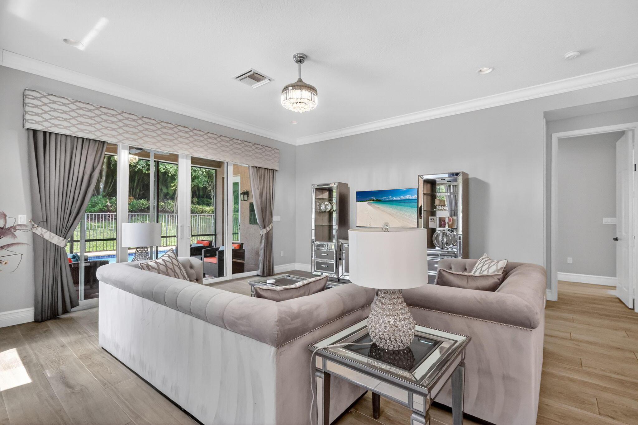 VALENCIA COVE AGR PUD SOUTH PL - Residential Lease