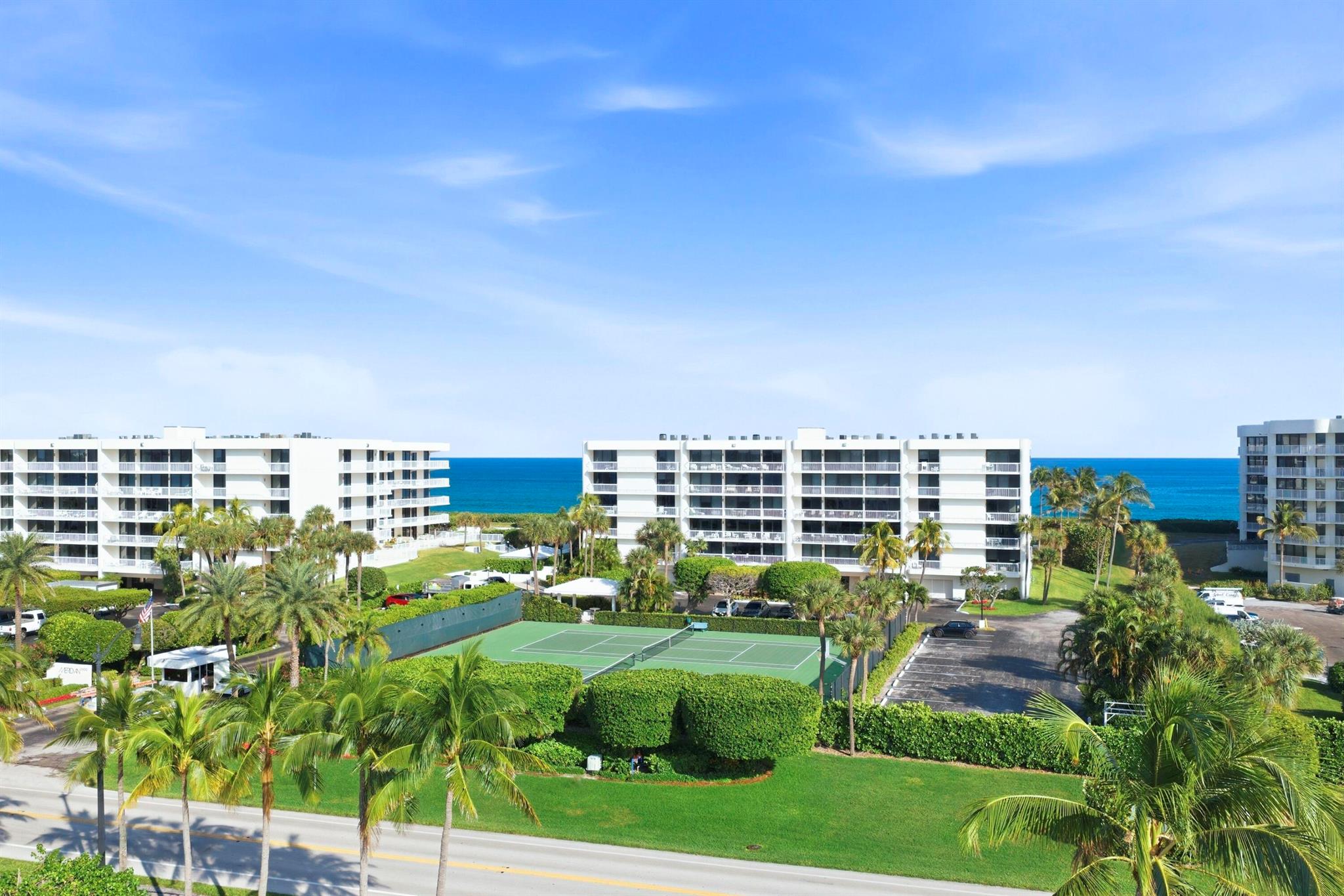 MERIDIAN OF PALM BEACH - Residential