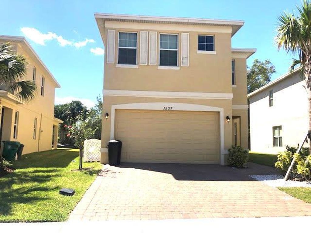 Photo of 1537 NW Cataluna Circle, Port Saint Lucie, FL 34986 (MLS # R10726803)