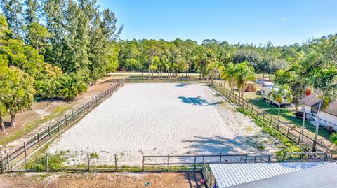 A home in Loxahatchee