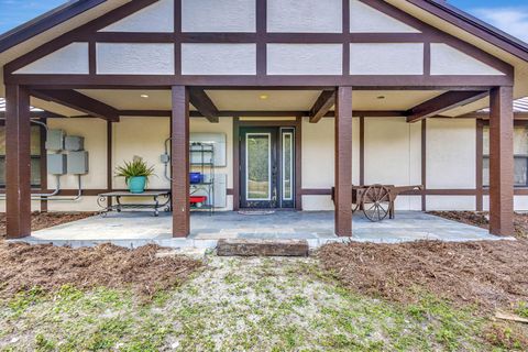 A home in Loxahatchee