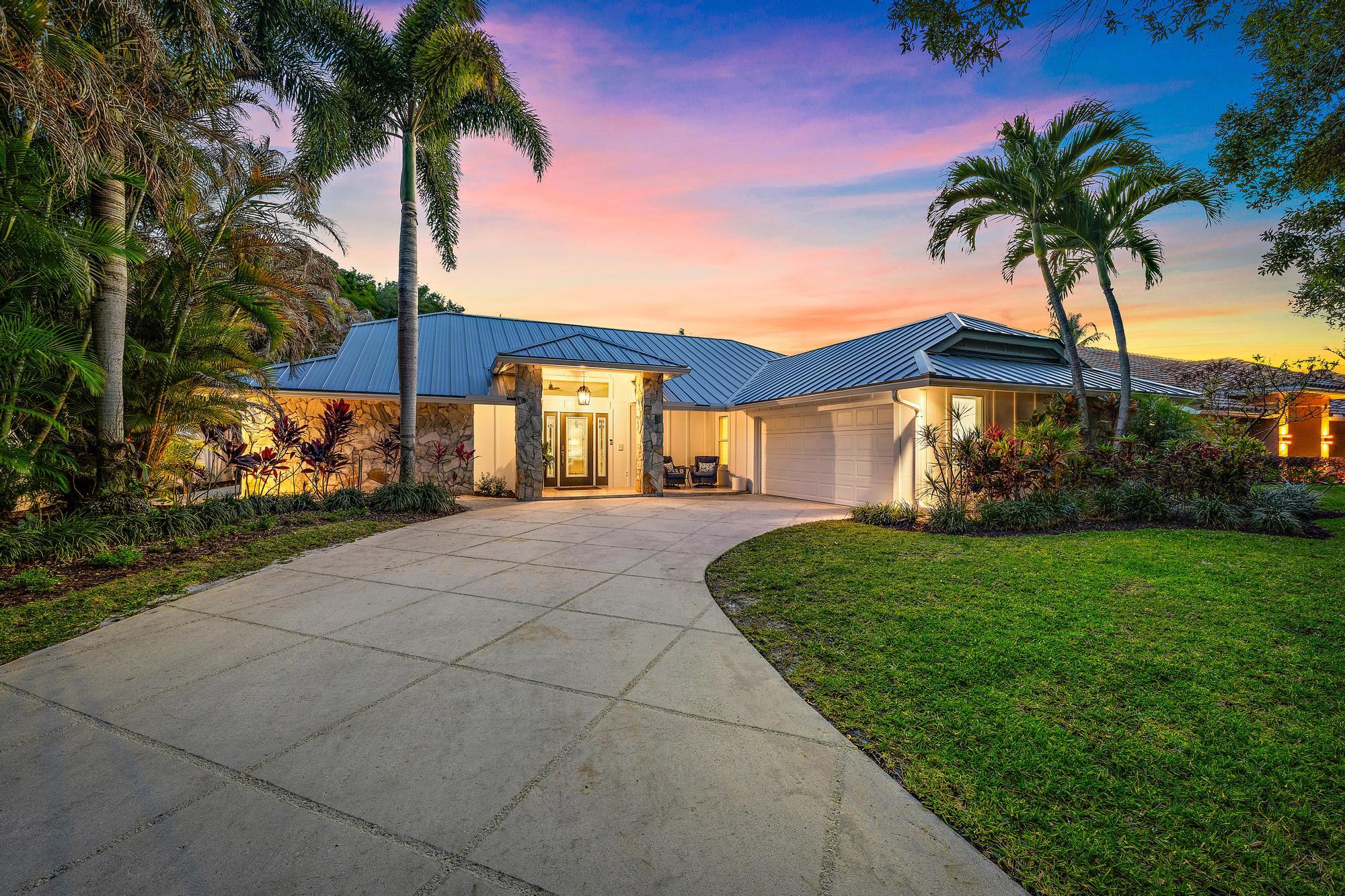 SHORES 4 - Residential