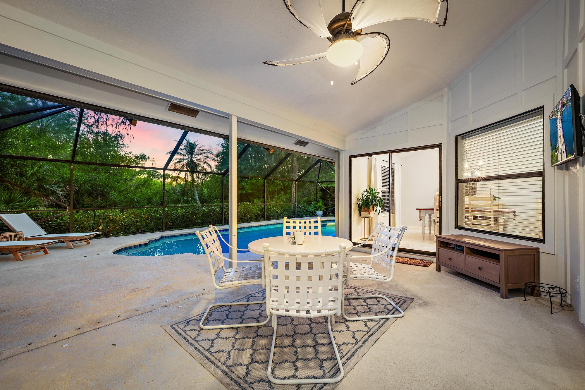 SHORES 4 - Residential