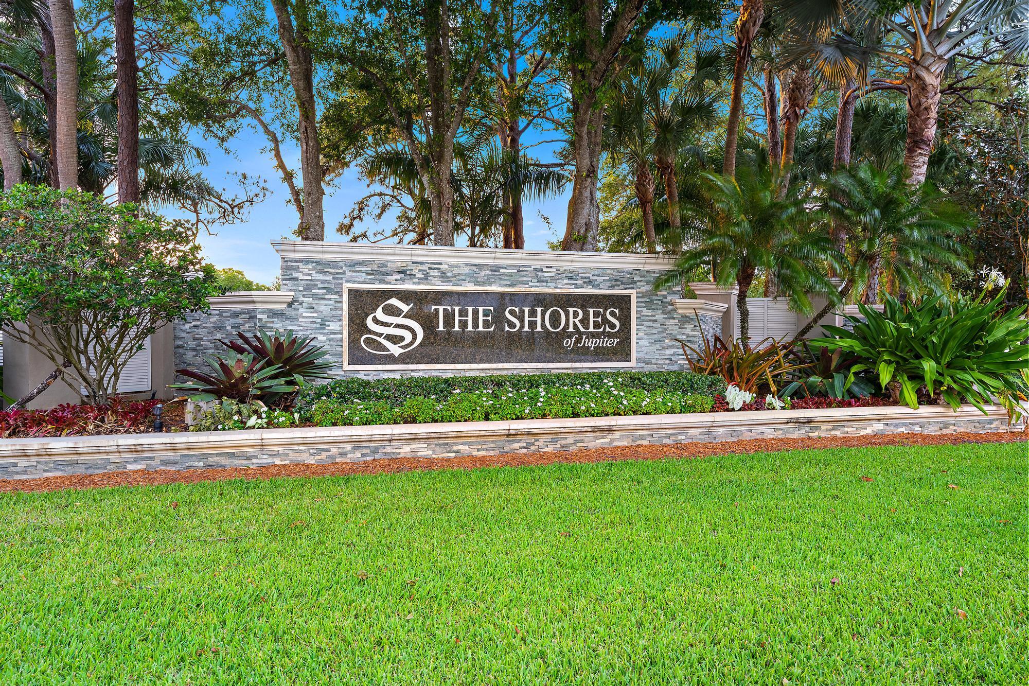 SHORES 4 - Residential