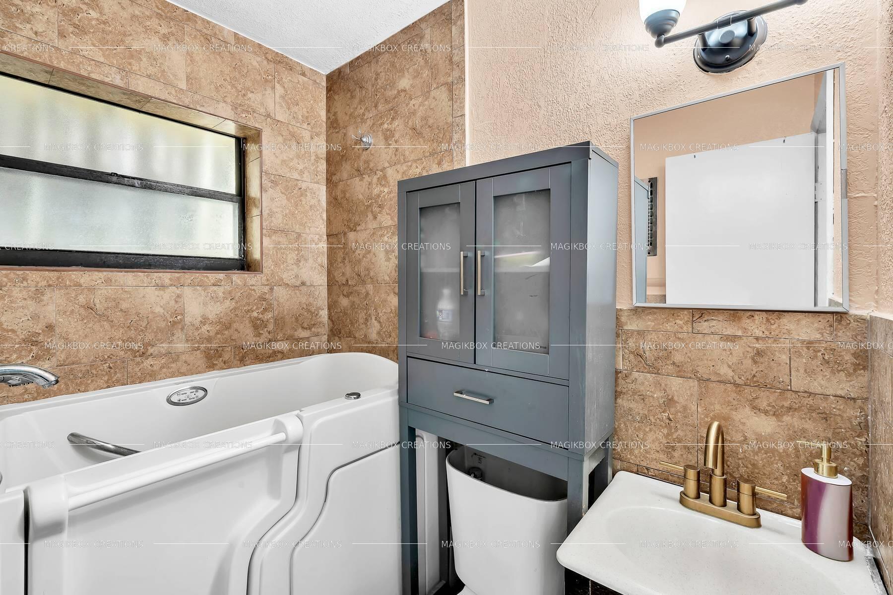 MANGONIA HILLS - Residential