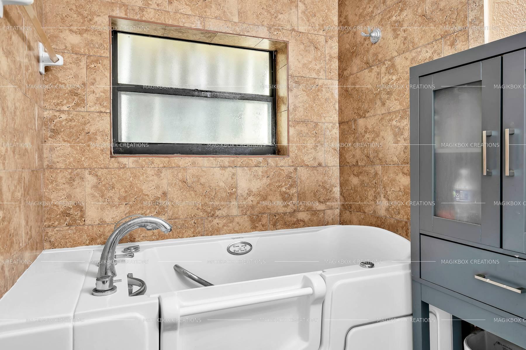 MANGONIA HILLS - Residential