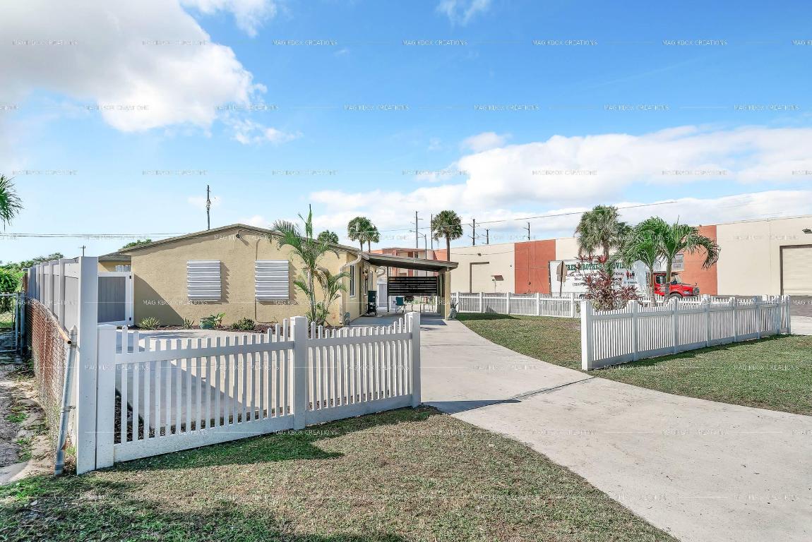 MANGONIA HILLS - Residential