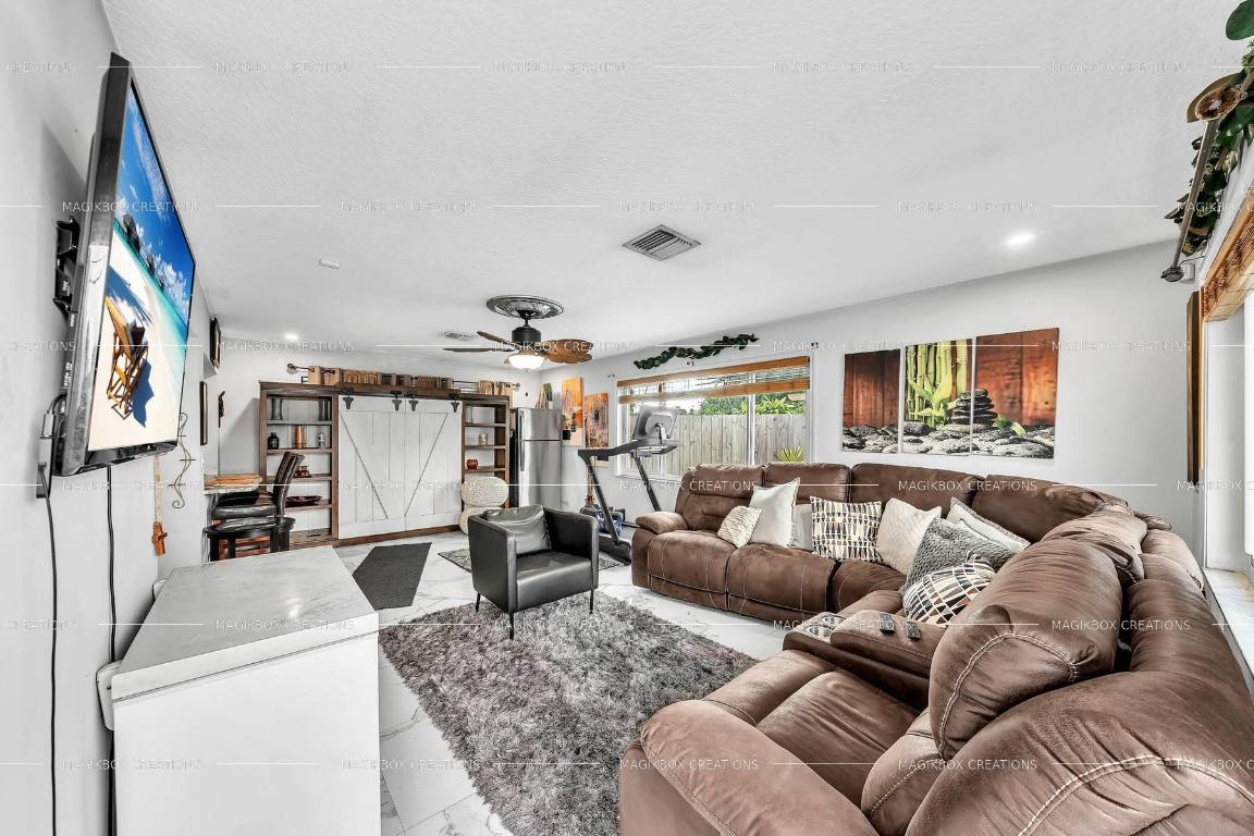 MANGONIA HILLS - Residential