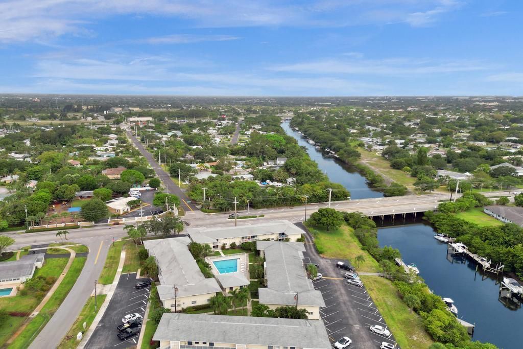 Photo of 805 Hummingbird Way #2d, North Palm Beach, FL 33408 (MLS # R11027985)