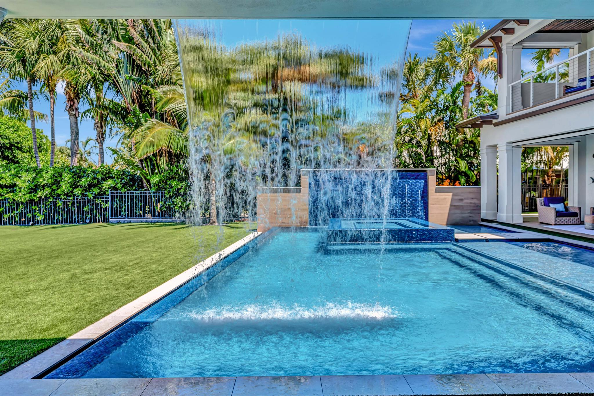 JUPITER INLET BEACH COLON - Residential