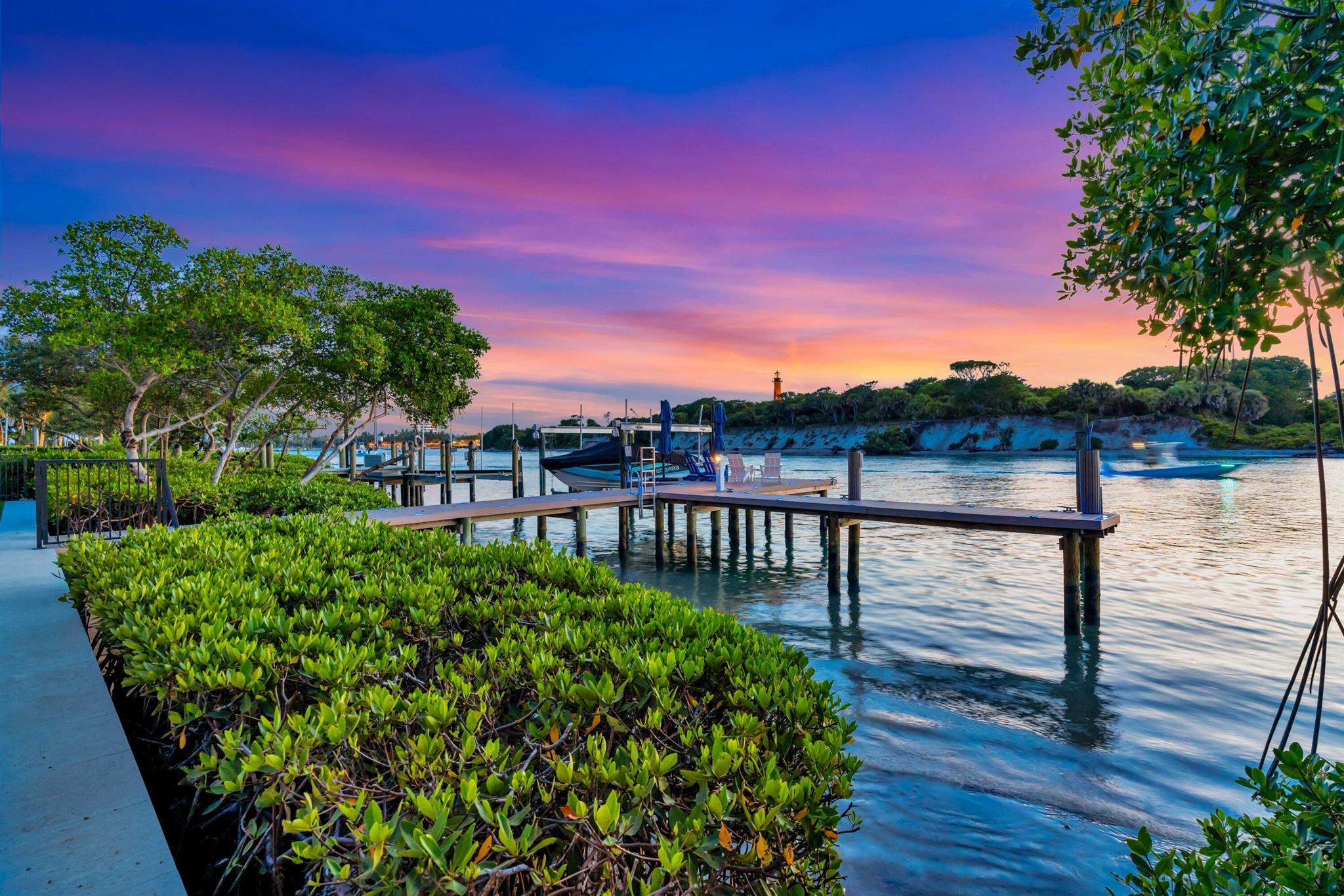 JUPITER INLET BEACH COLON - Residential
