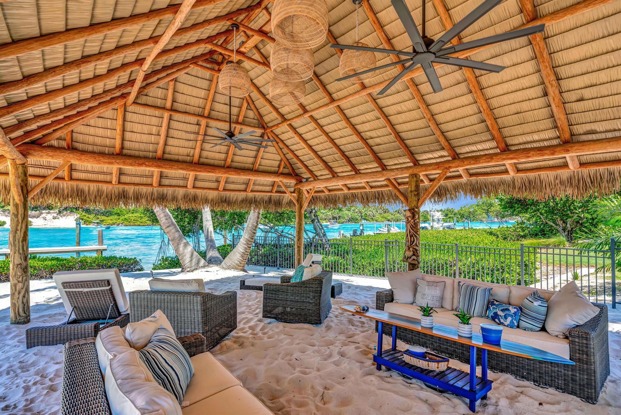 JUPITER INLET BEACH COLON - Residential