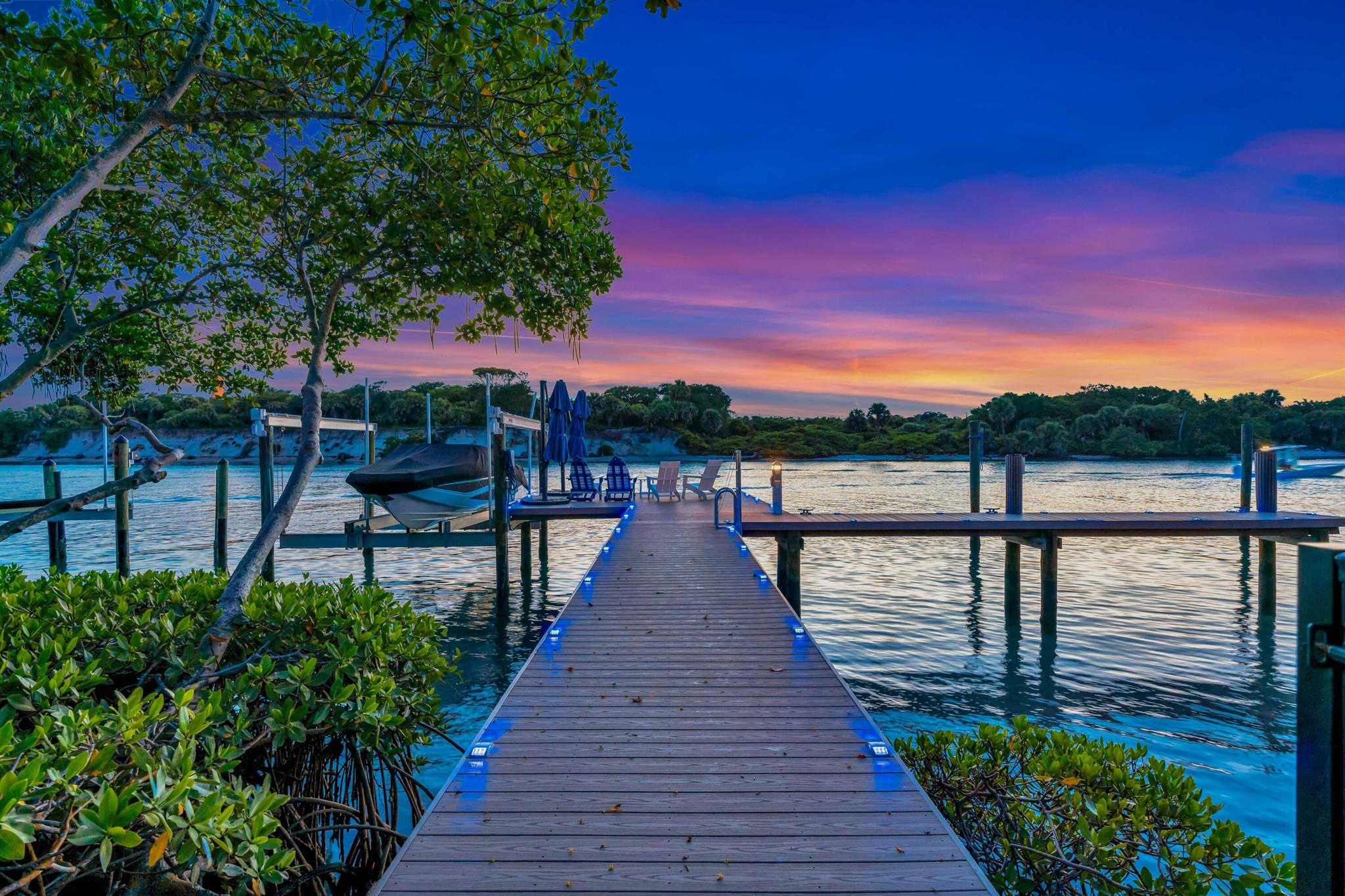 JUPITER INLET BEACH COLON - Residential