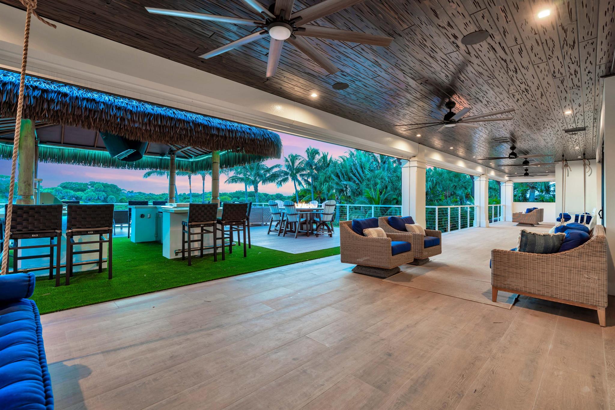 JUPITER INLET BEACH COLON - Residential