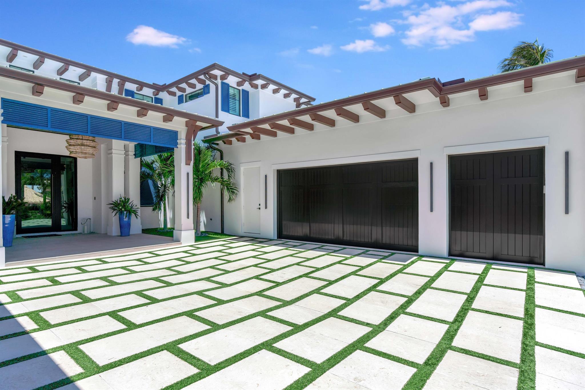 JUPITER INLET BEACH COLON - Residential
