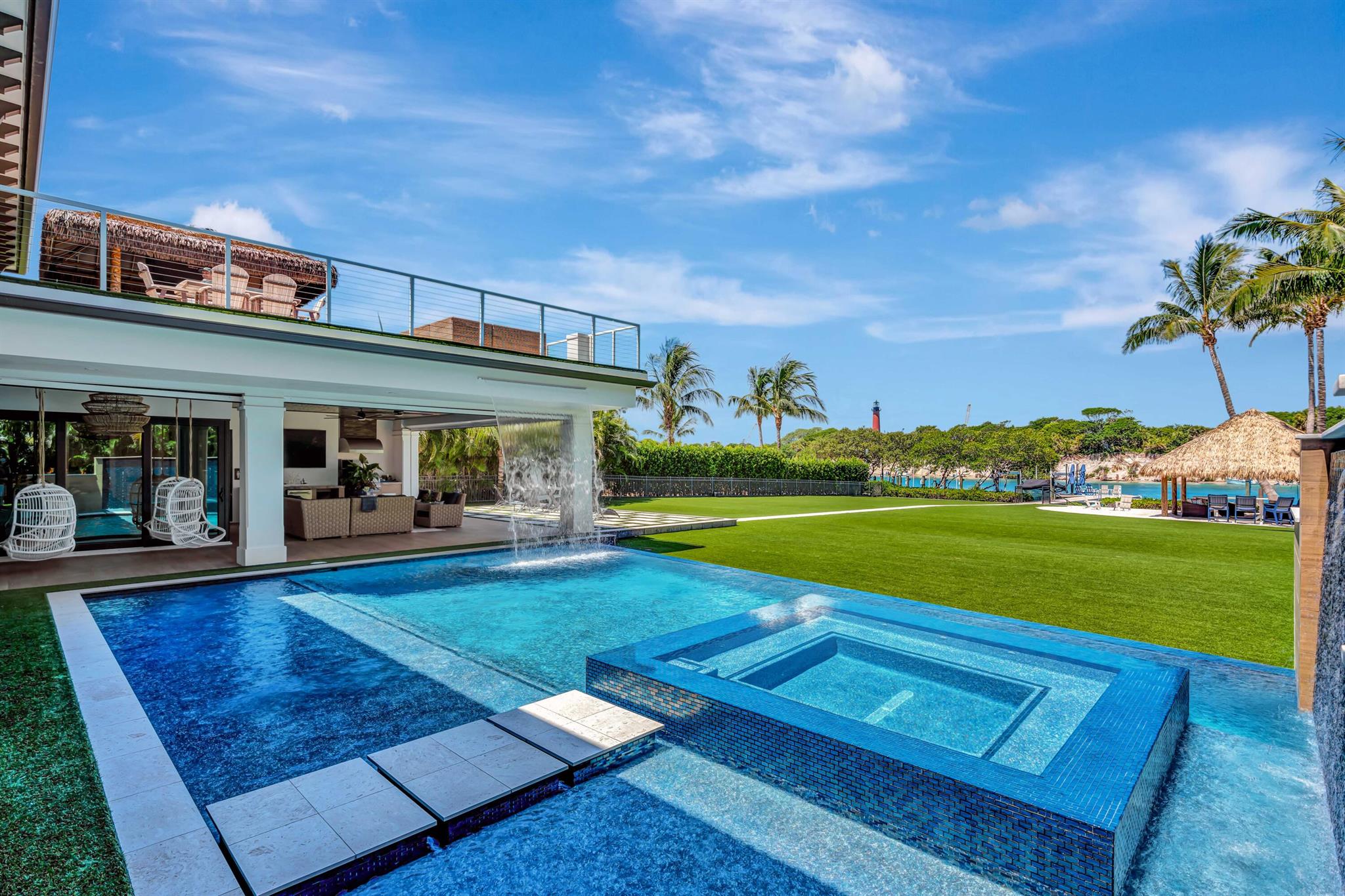 JUPITER INLET BEACH COLON - Residential