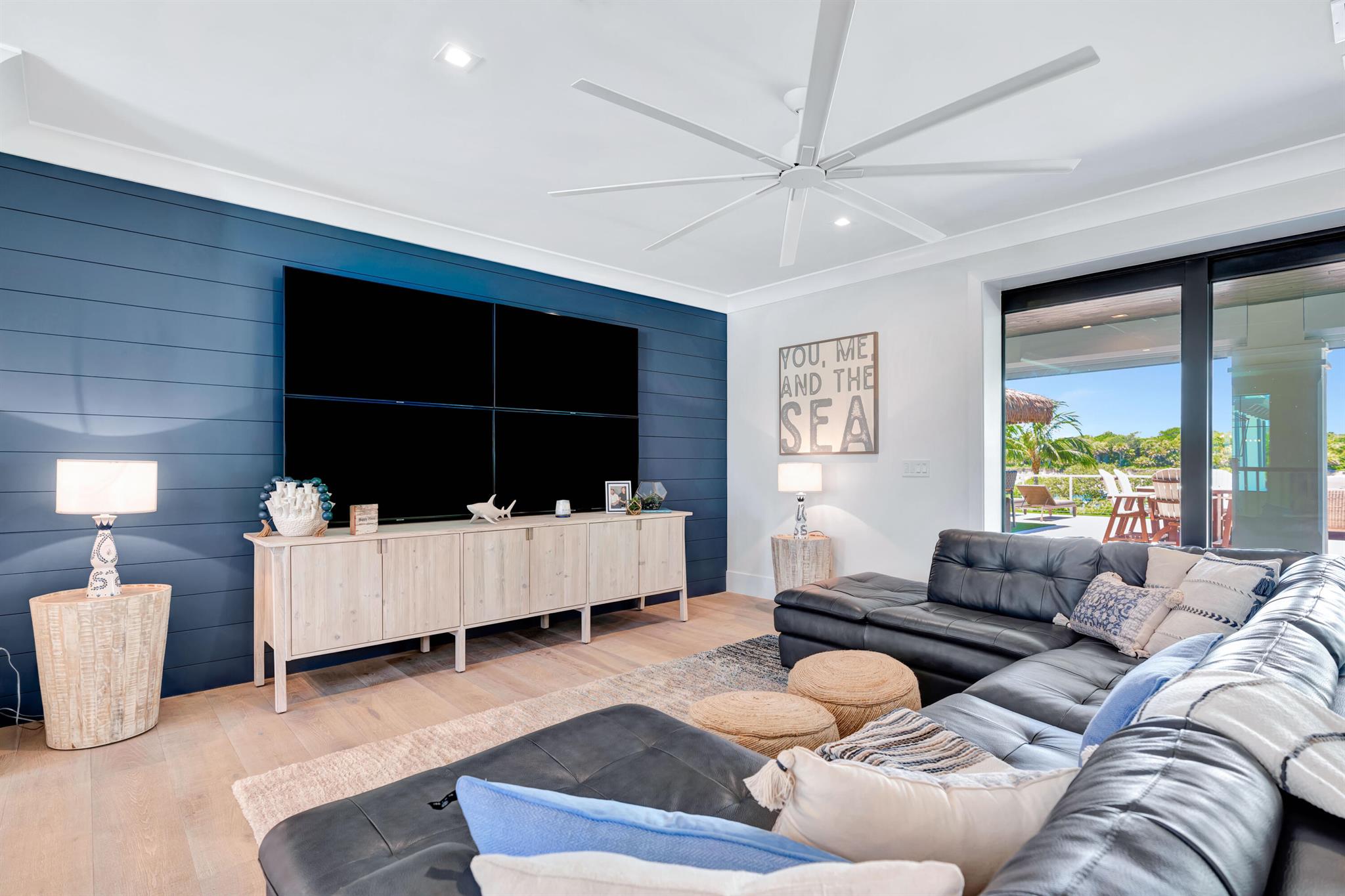 JUPITER INLET BEACH COLON - Residential