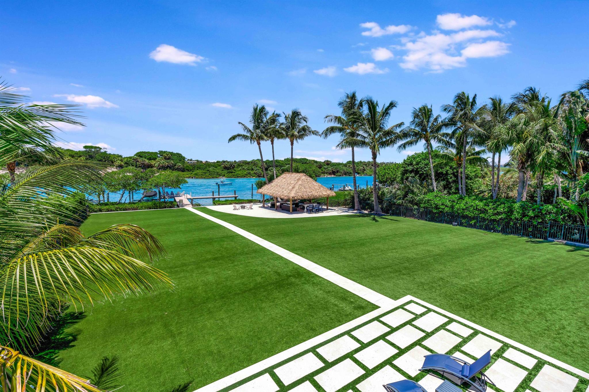JUPITER INLET BEACH COLON - Residential