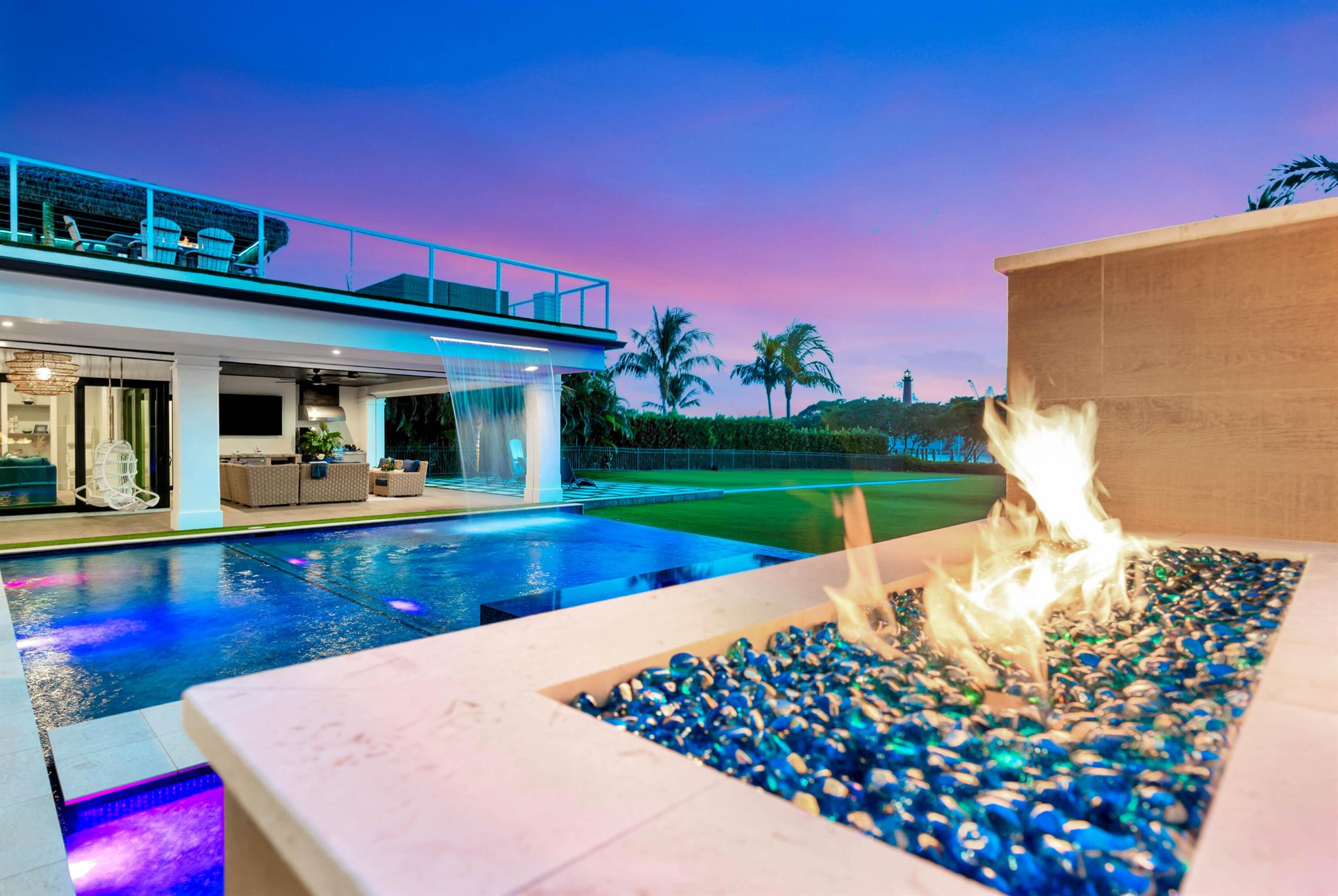 JUPITER INLET BEACH COLON - Residential