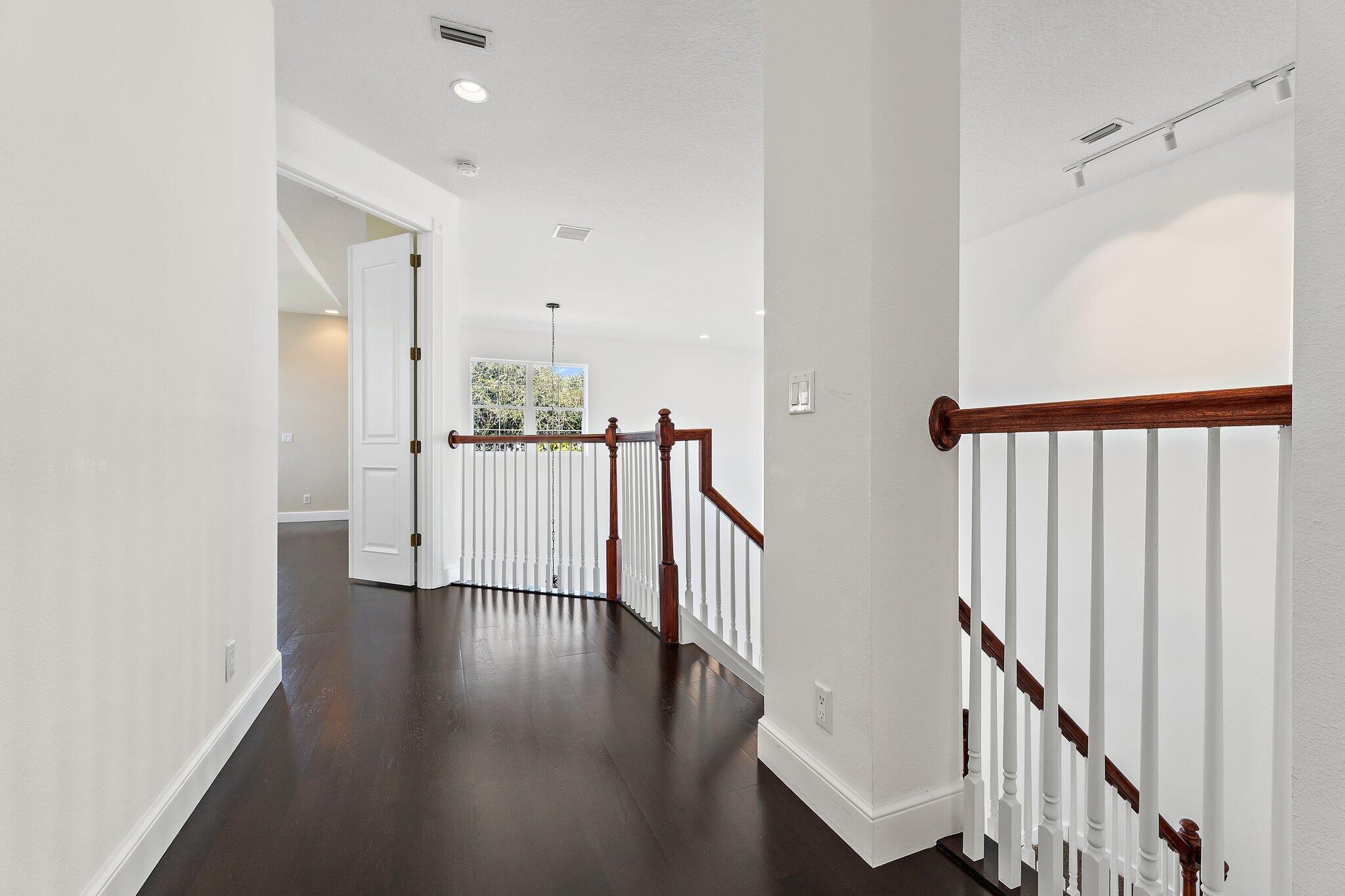 XANADU BY THE SEA - Residential