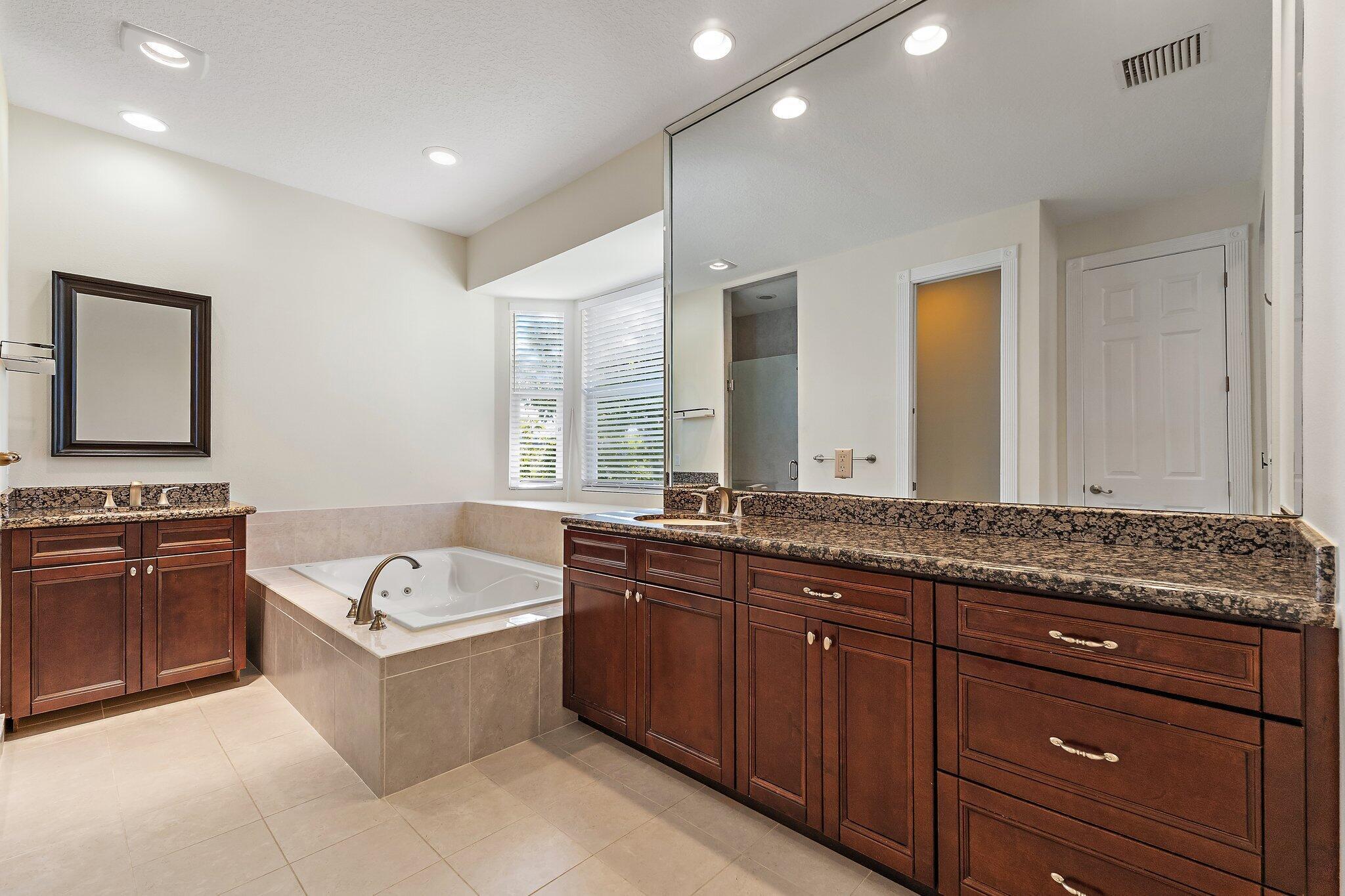 XANADU BY THE SEA - Residential