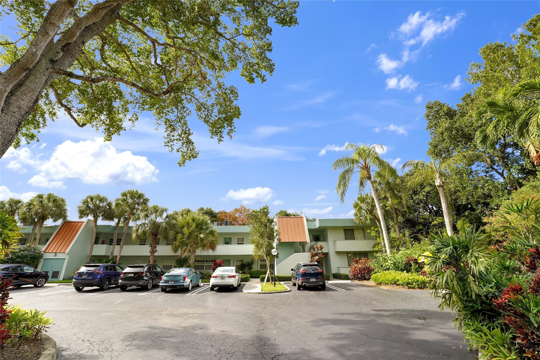 CYPRESS GROVE @ PALM AIRE - Residential