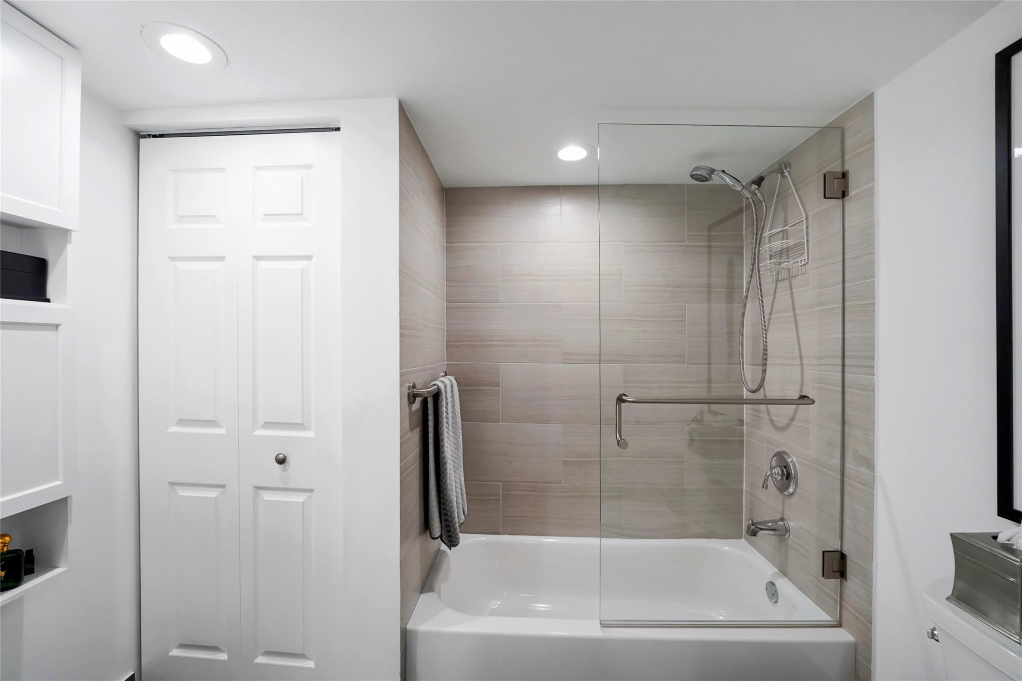 CYPRESS GROVE @ PALM AIRE - Residential