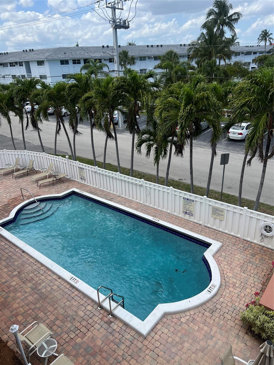 Coral Ridge Comm Blvd Add - Residential Lease