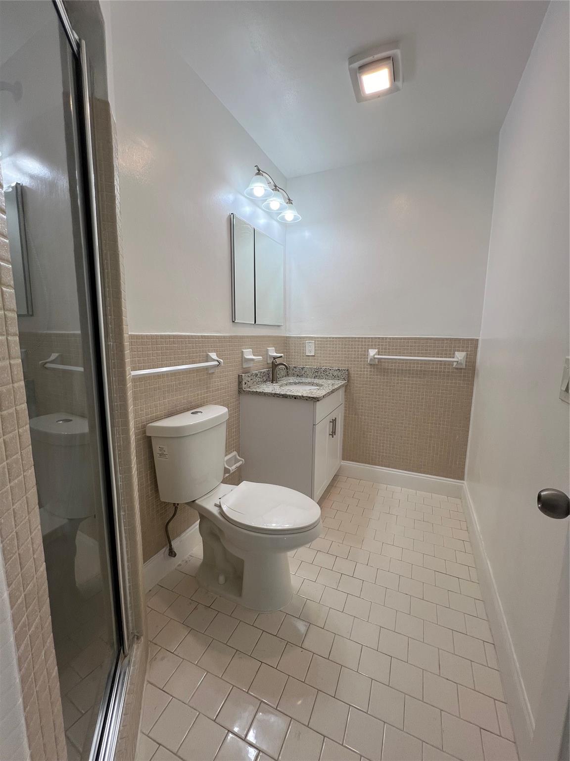 Coral Ridge Comm Blvd Add - Residential Lease