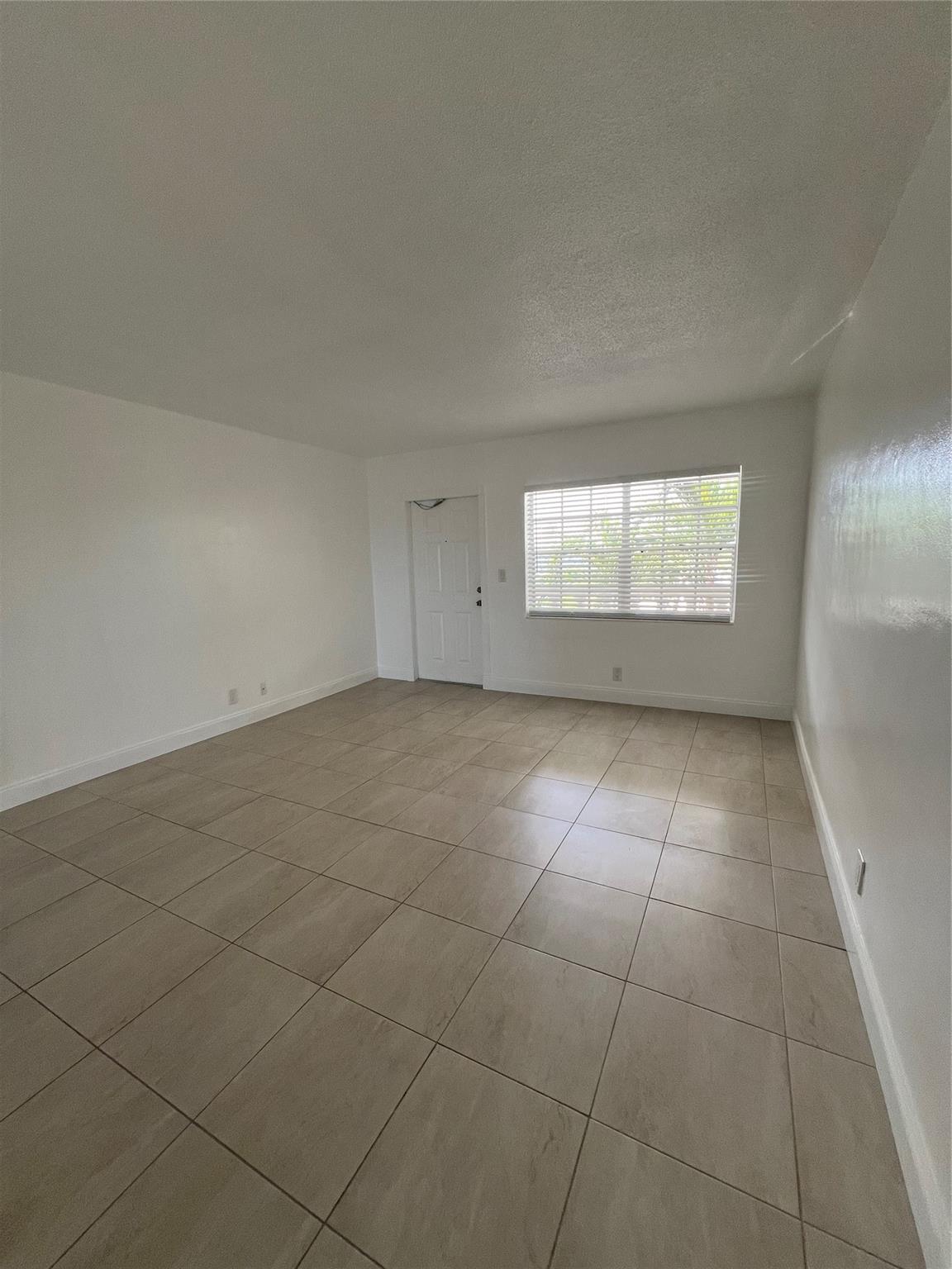 Coral Ridge Comm Blvd Add - Residential Lease