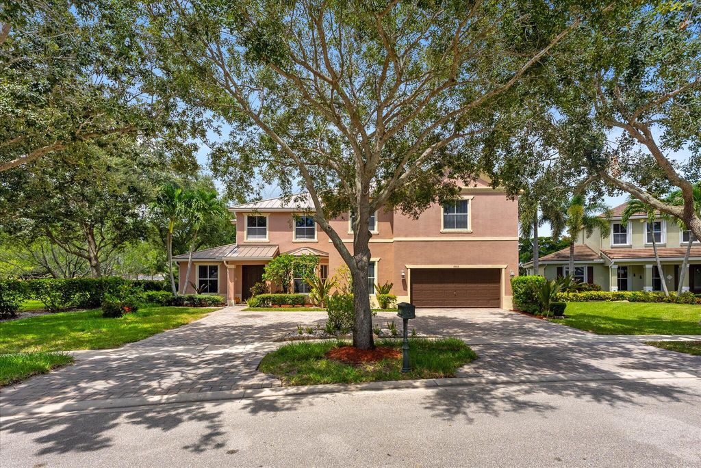 Photo of 9393 Savannah Estates Drive, Lake Worth, FL 33467 (MLS # R11022274)
