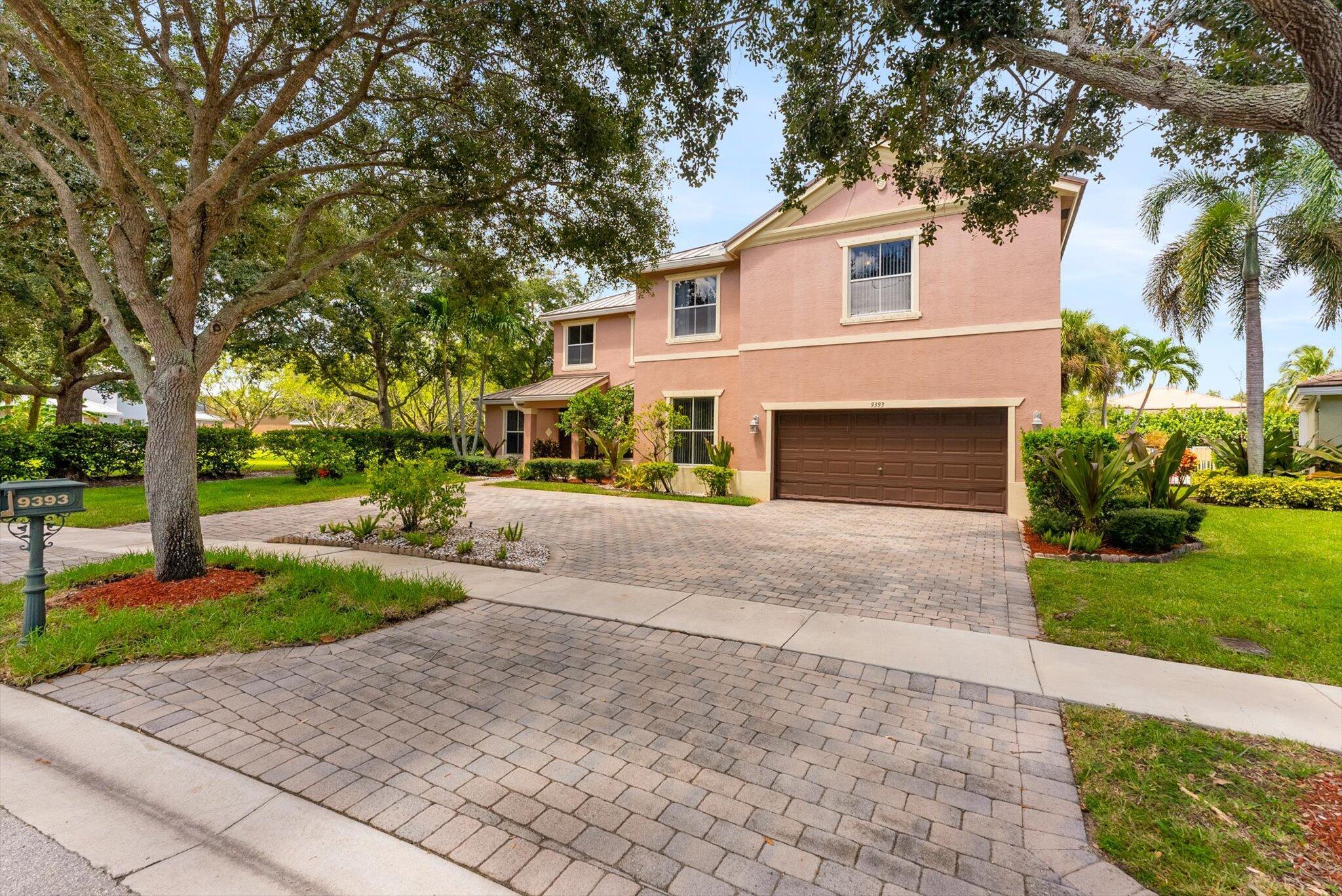 9393 Savannah Estates Drive