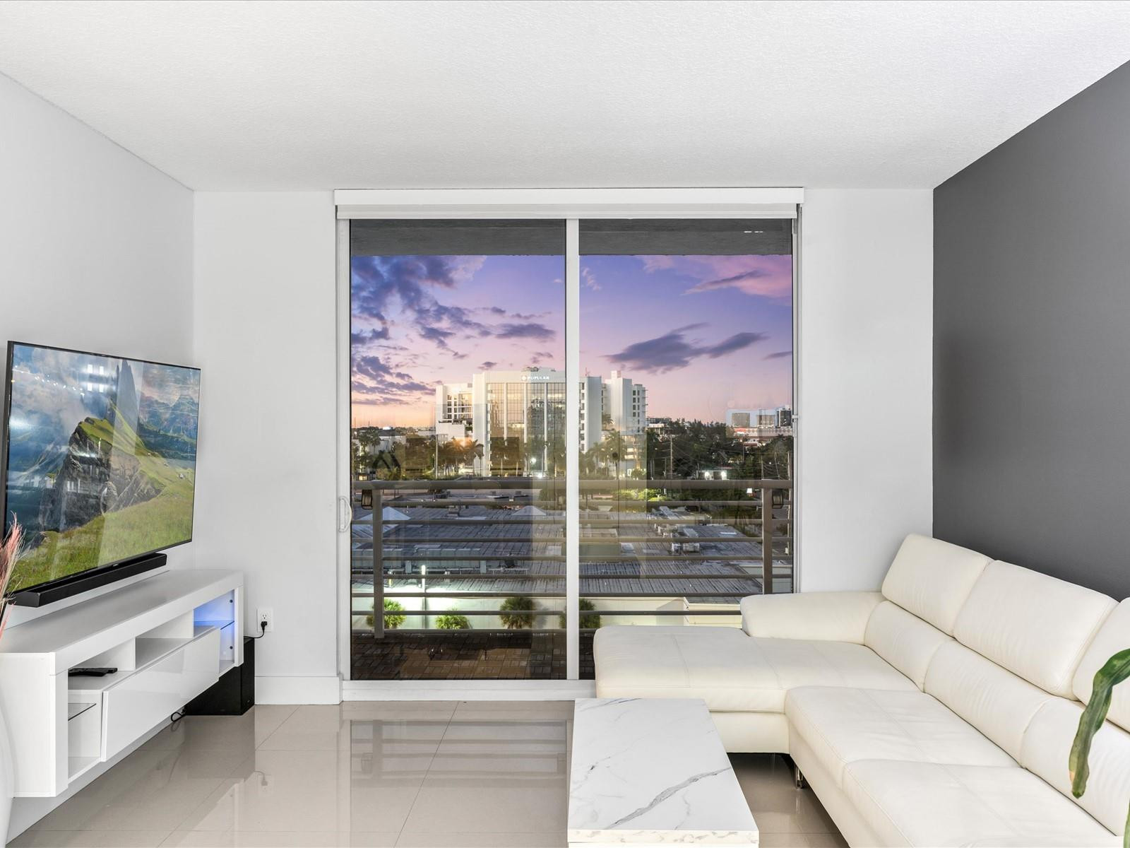 VENTURE AT AVENTURA EAST - Residential