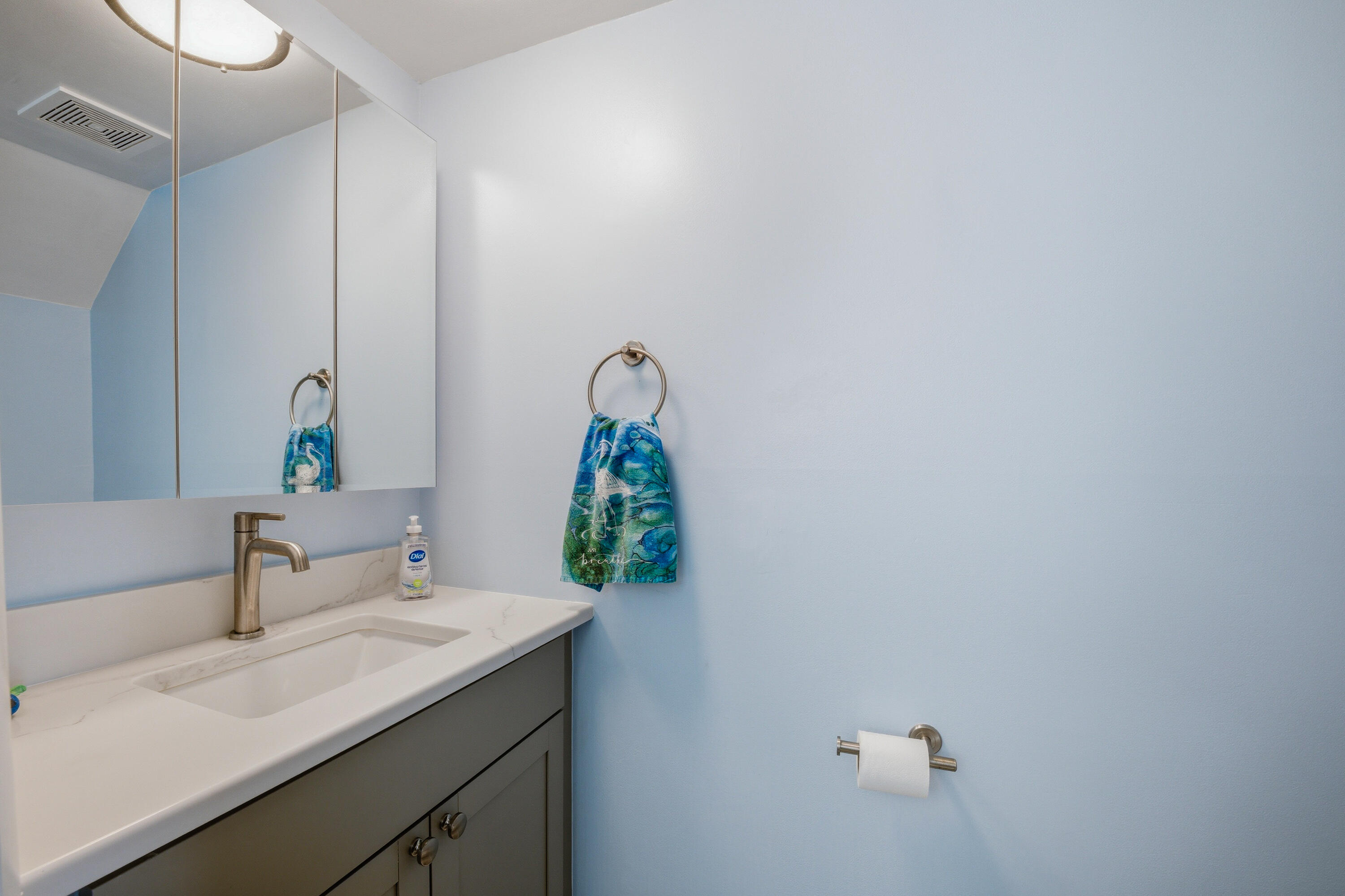 LA ENTRADA DEL MAR CONDOMINIUM - Residential