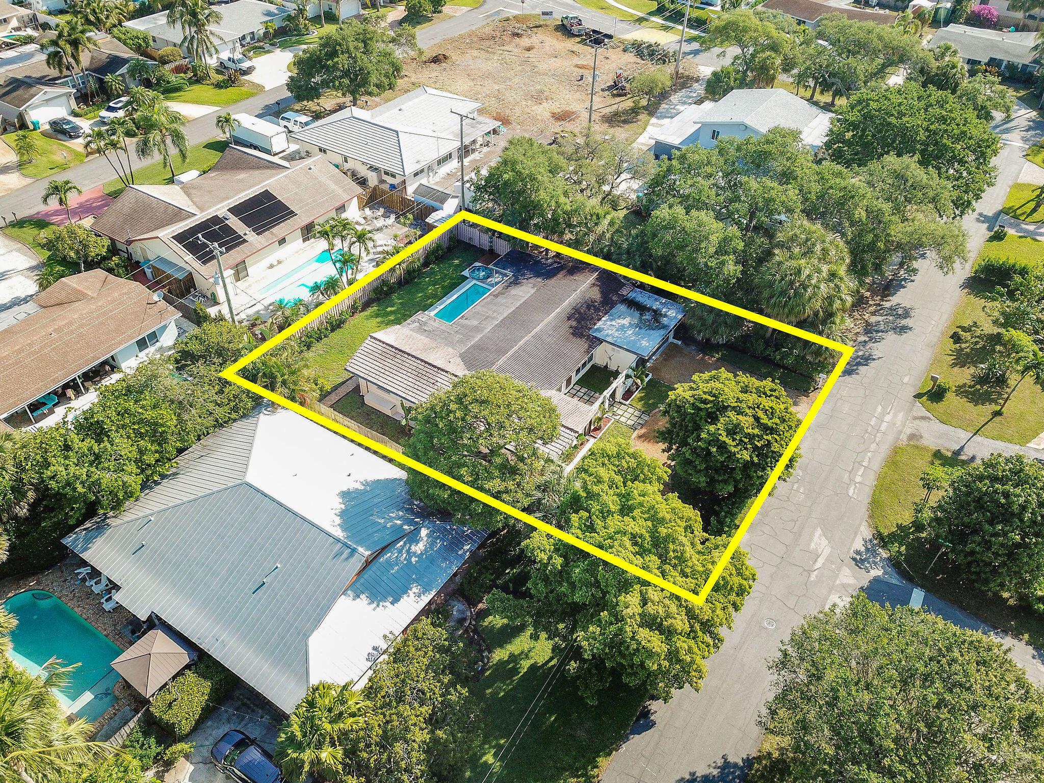 FOREST HILLS - Residential Lease