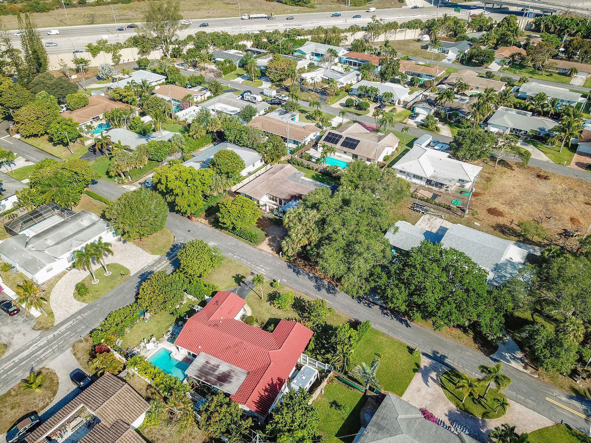 FOREST HILLS - Residential Lease