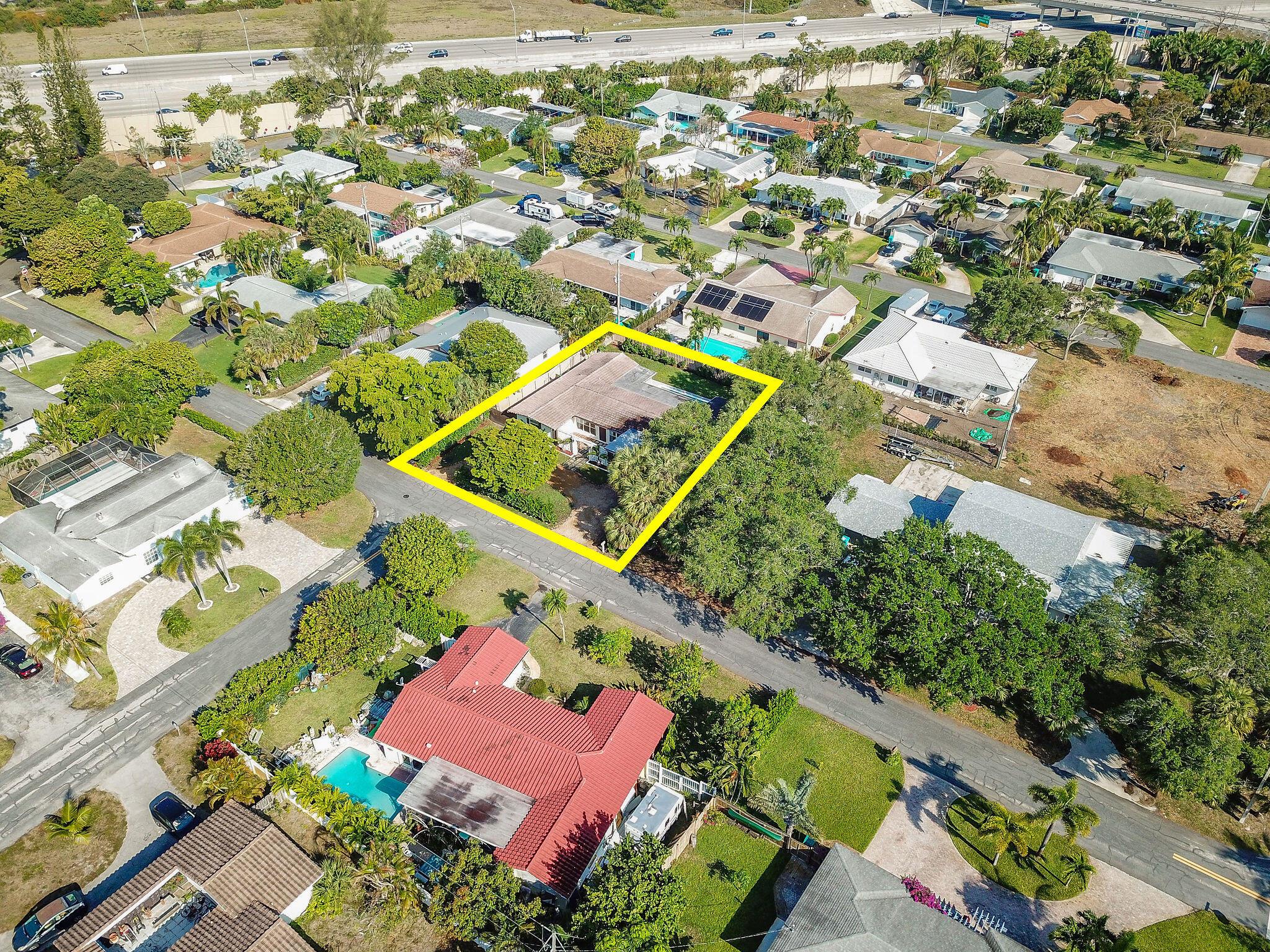 FOREST HILLS - Residential Lease