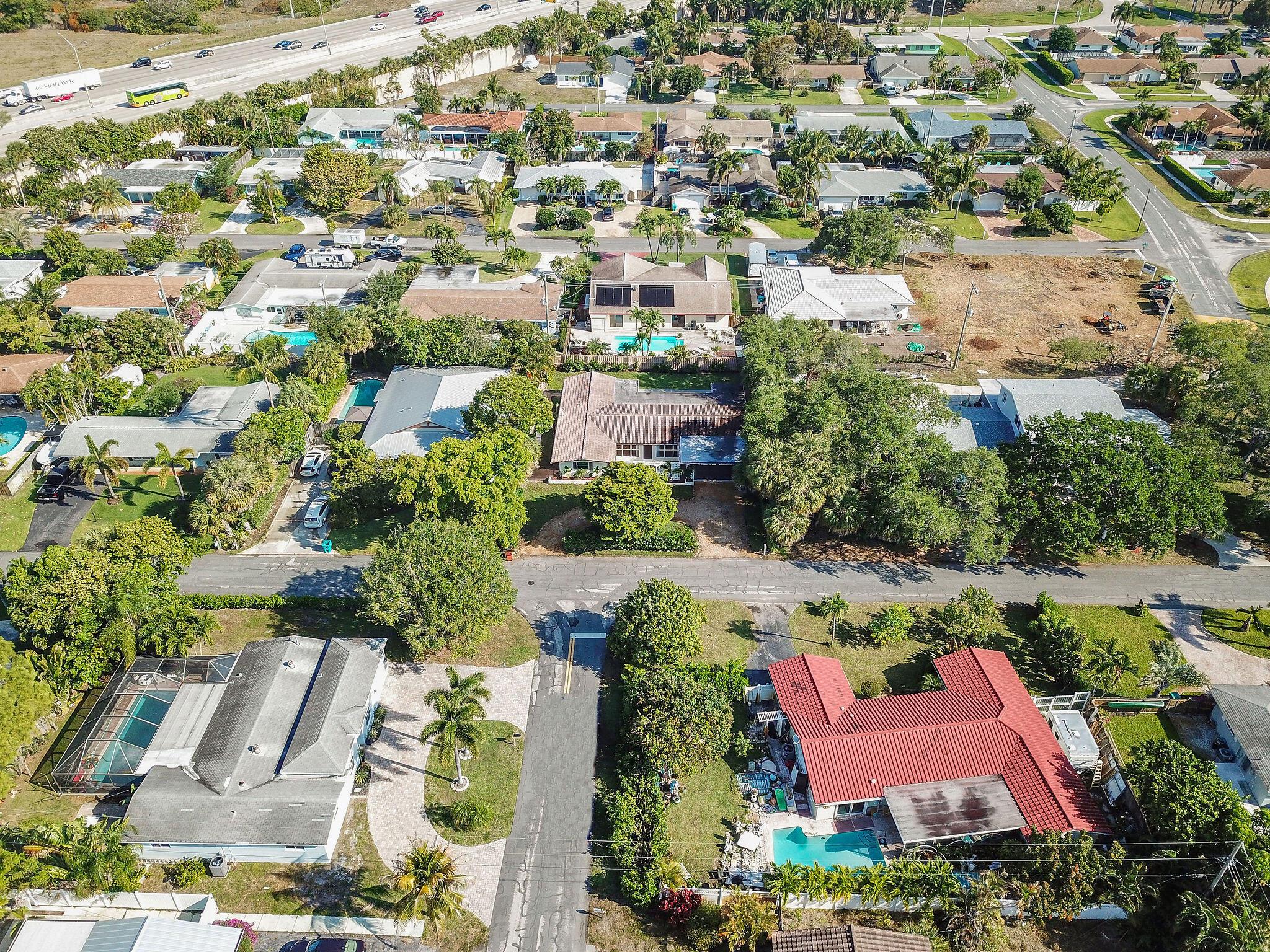 FOREST HILLS - Residential Lease