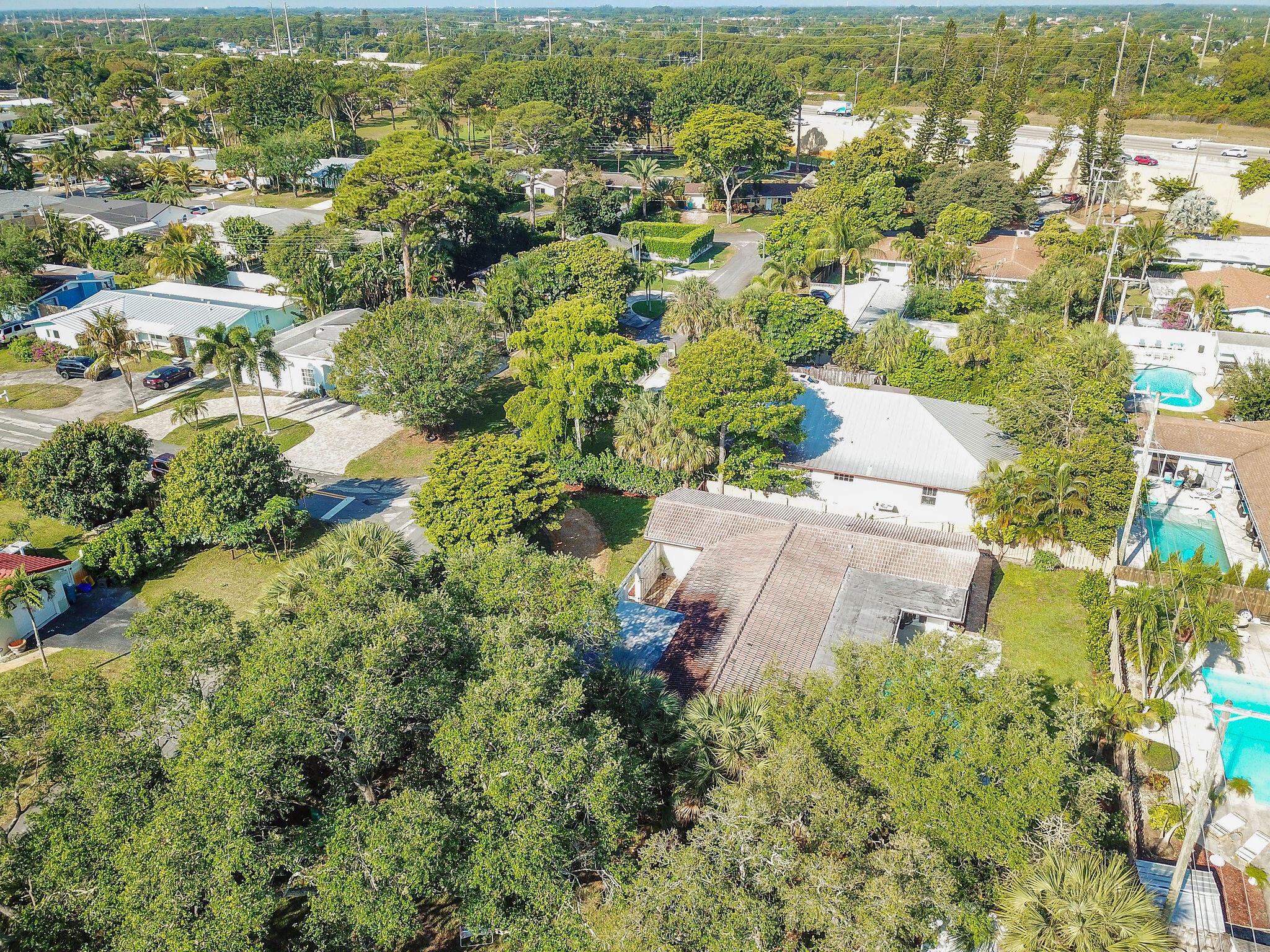 FOREST HILLS - Residential Lease