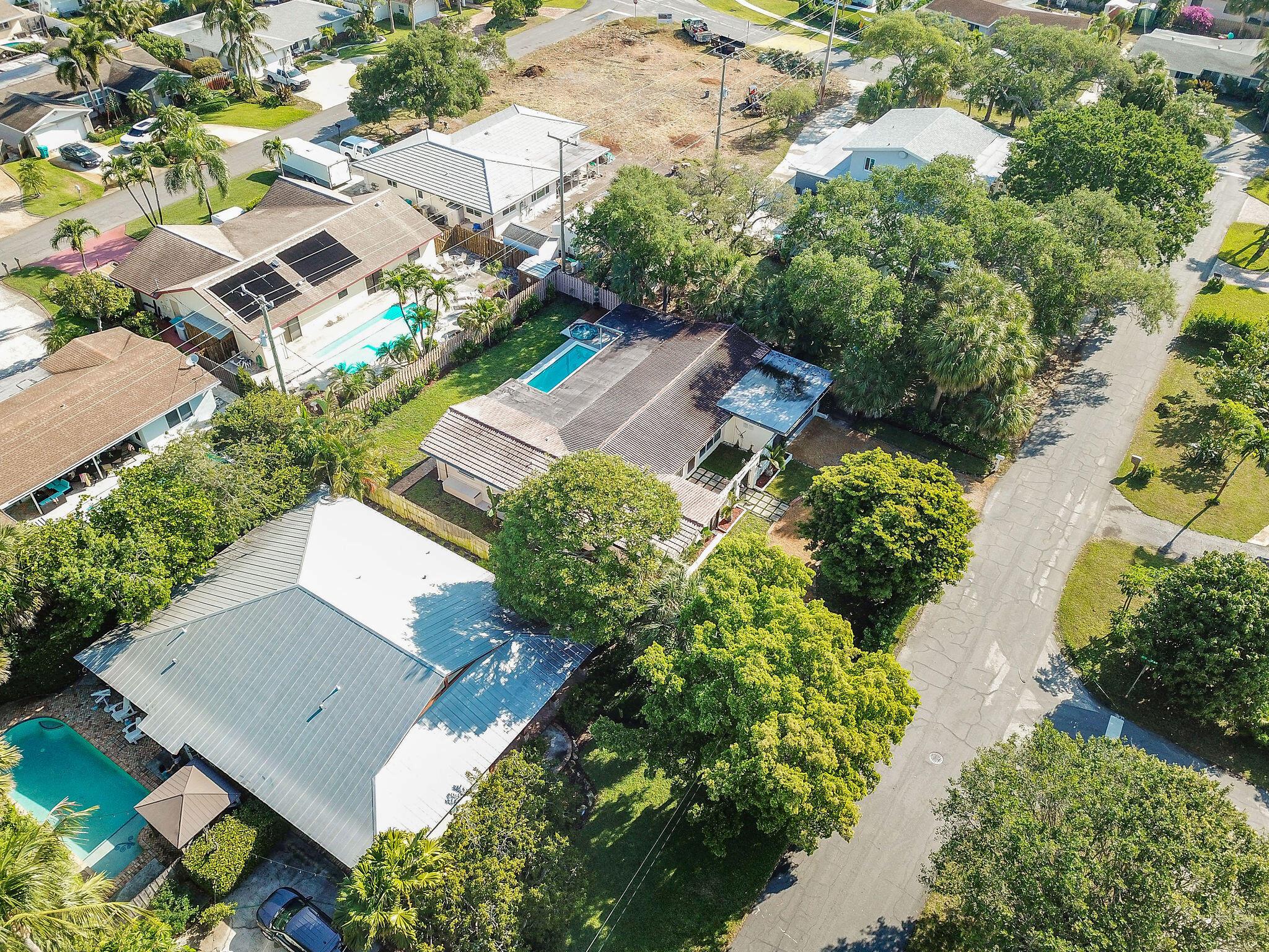 FOREST HILLS - Residential Lease