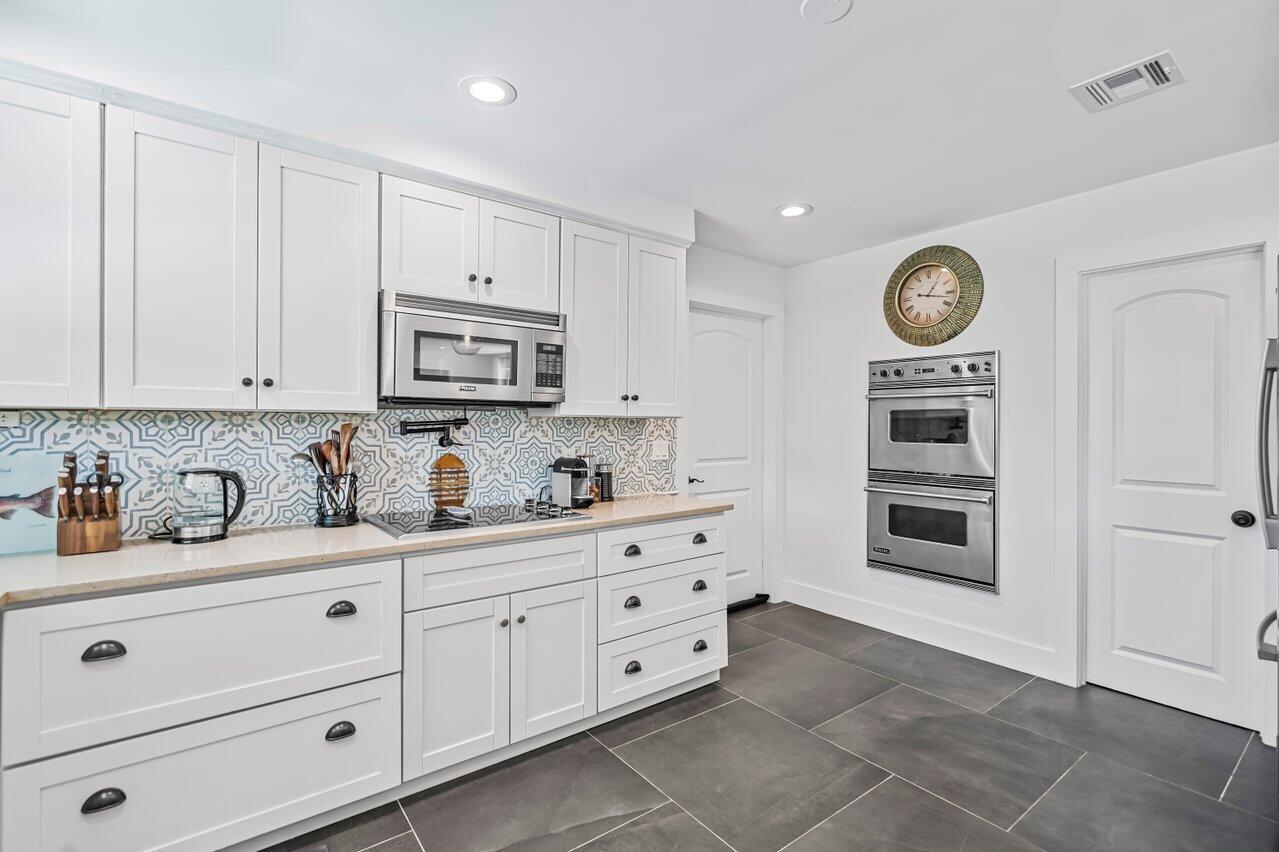 FOREST HILLS - Residential Lease