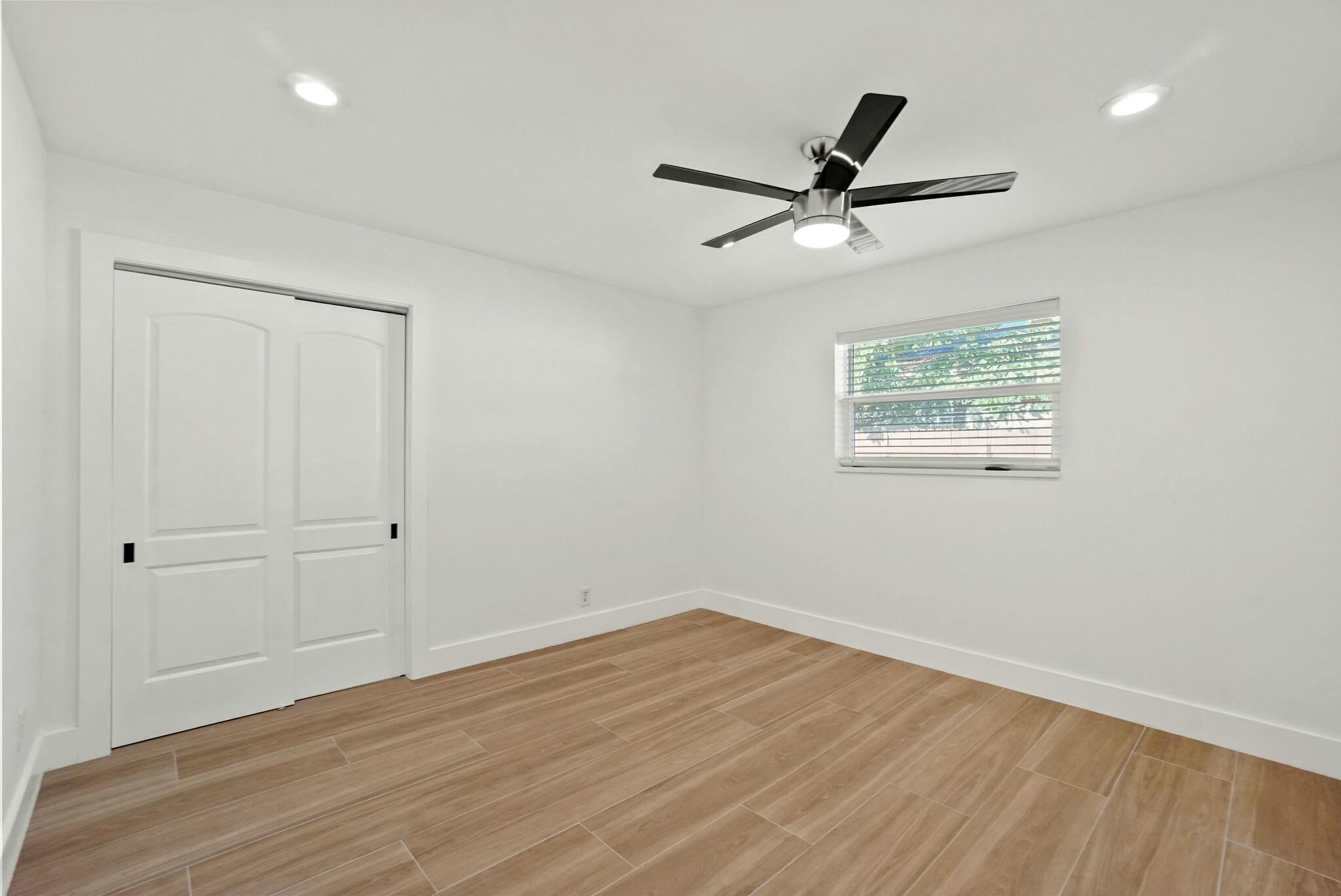 FOREST HILLS - Residential Lease