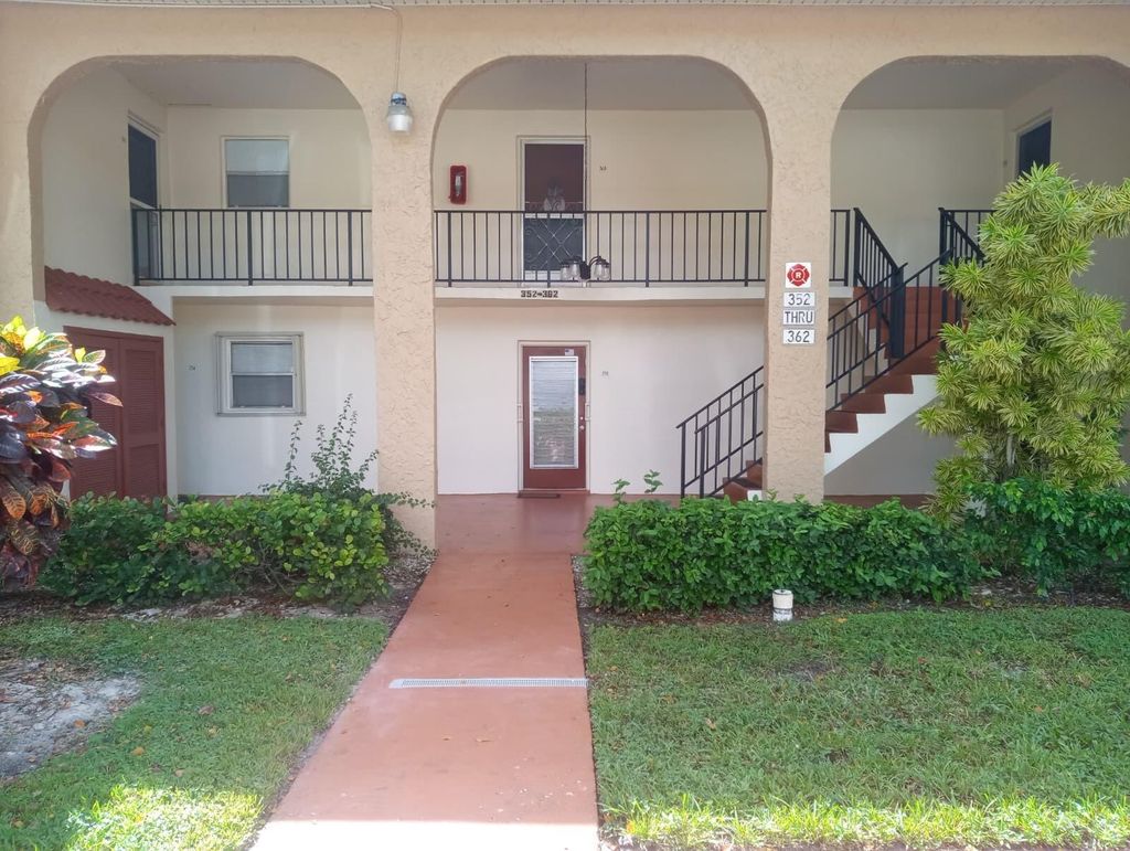 Photo of 354 N Lake Frances Drive N #354, West Palm Beach, FL 33411 (MLS # R11133272)