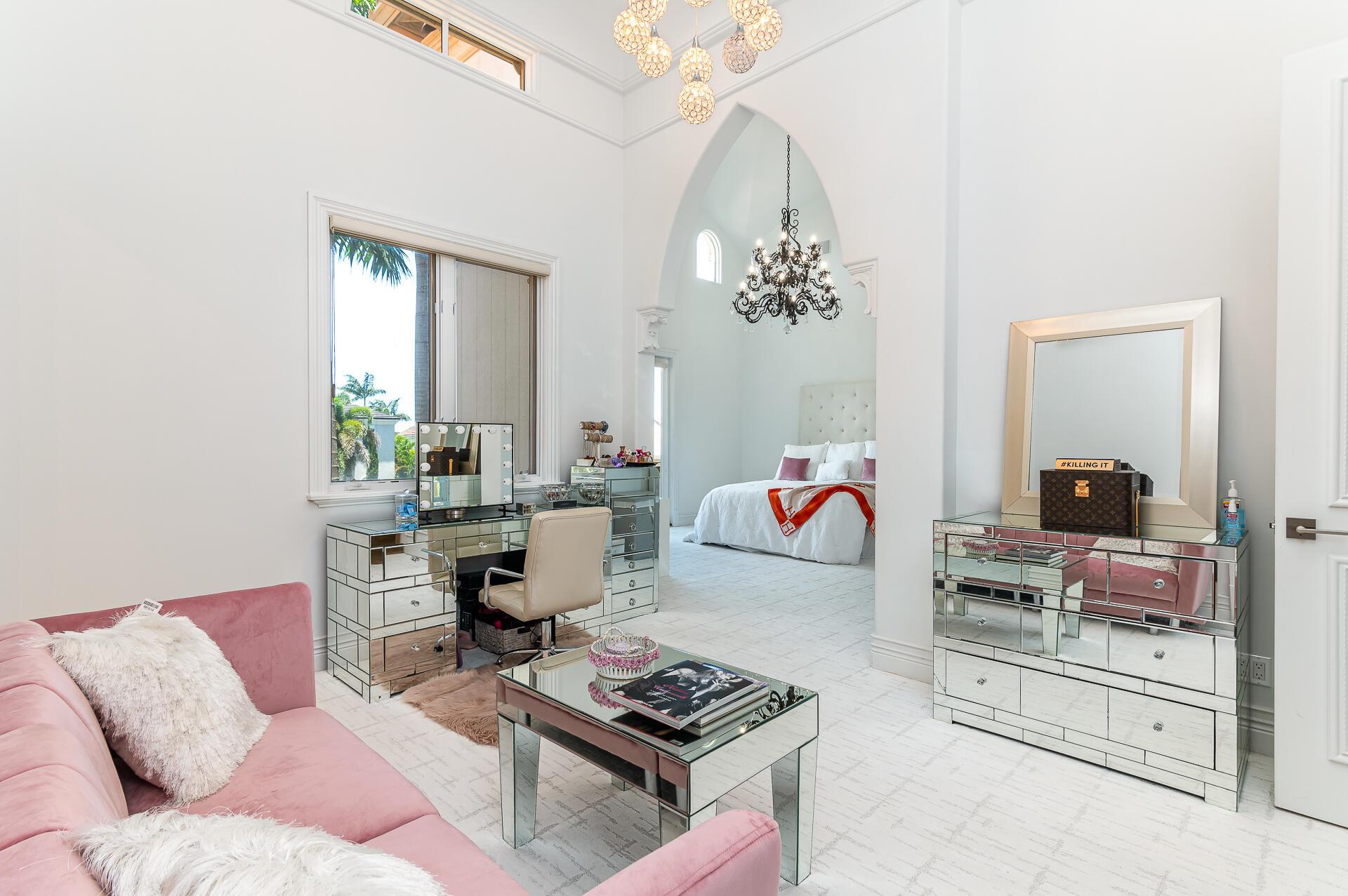 SANCTUARY - Residential