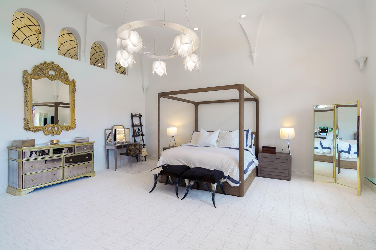 SANCTUARY - Residential